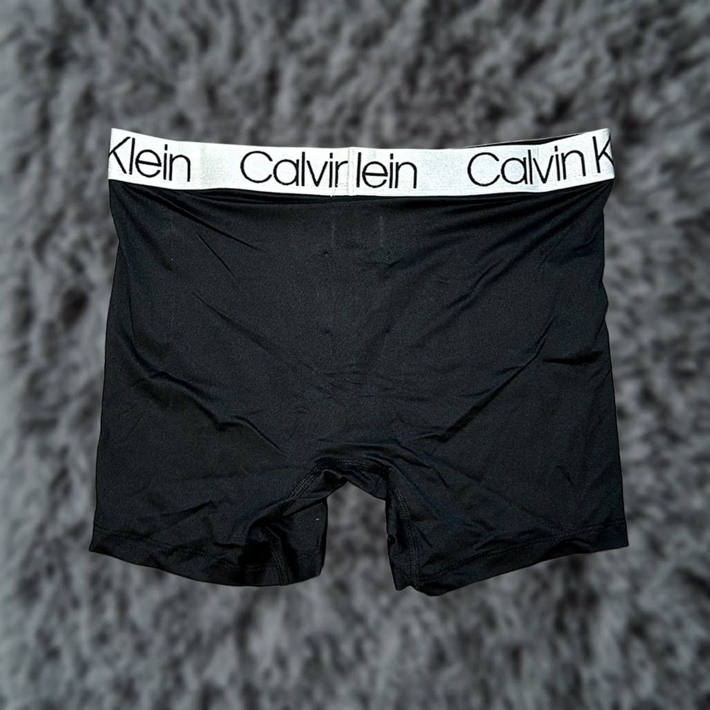 Calvin Klein Calvin Klein Underwear Boxer Brief - Medium M Black Men Regular Underwear / Boxer Brief Size 40R - 1 Thumbnail