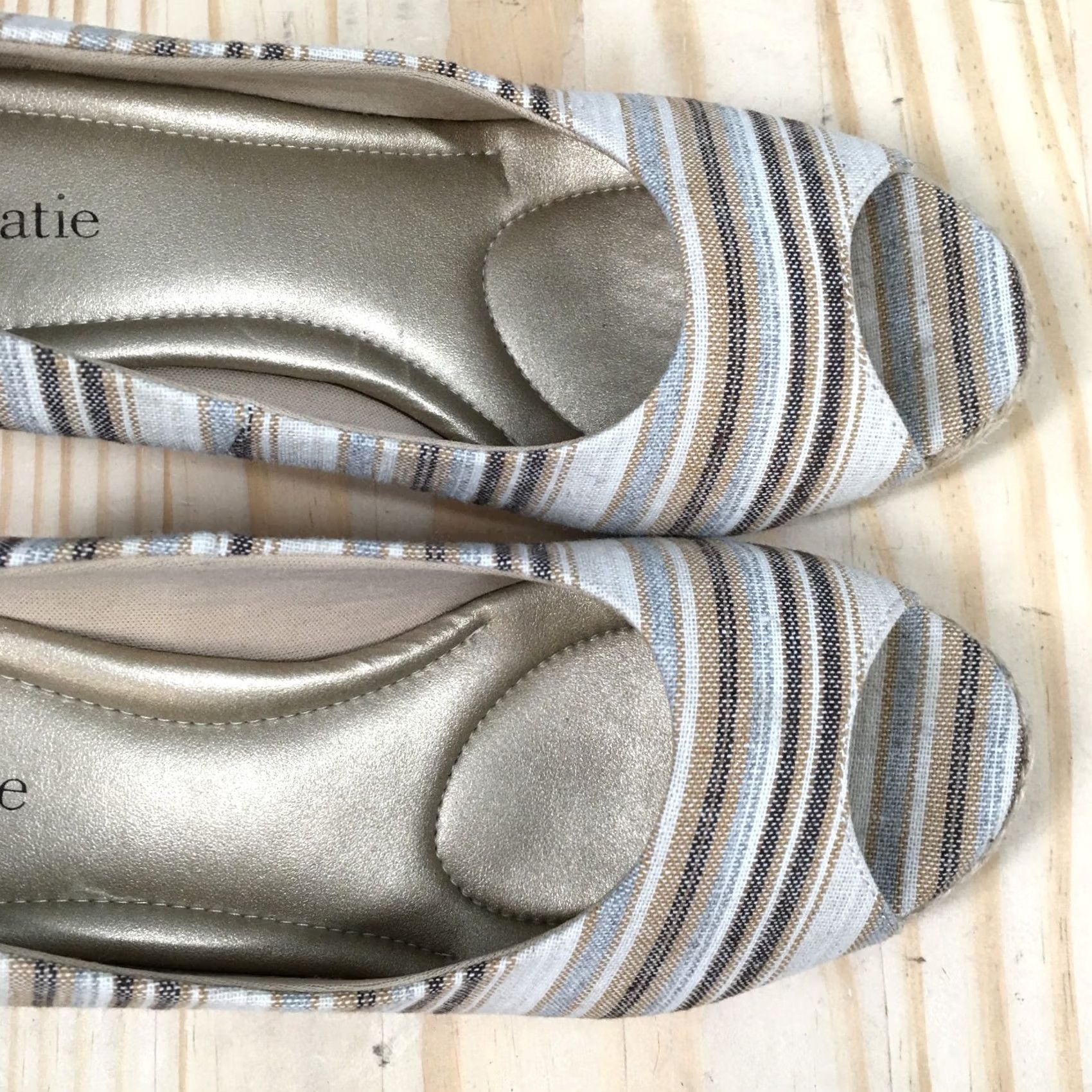 Vintage Kelly & Katie Sandal Womens 7 Brown Peep Toe Slip On Wedge Heels Casual Canvas Shoes Size US 7 / IT 37 - 6 Thumbnail