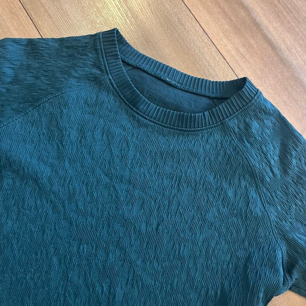 Lululemon Lululemon Blue Pattern Athletic Workout Top Women 8 Bin C-4 Size M / US 6-8 / IT 42-44 - 2 Thumbnail