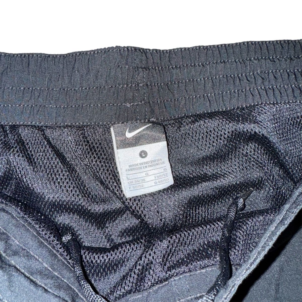Nike BAGGY Y2K NIKE ATHLETIC BLACK/BLUE NYLON TRACK PANTS Size US 34 / EU 50 - 6 Thumbnail