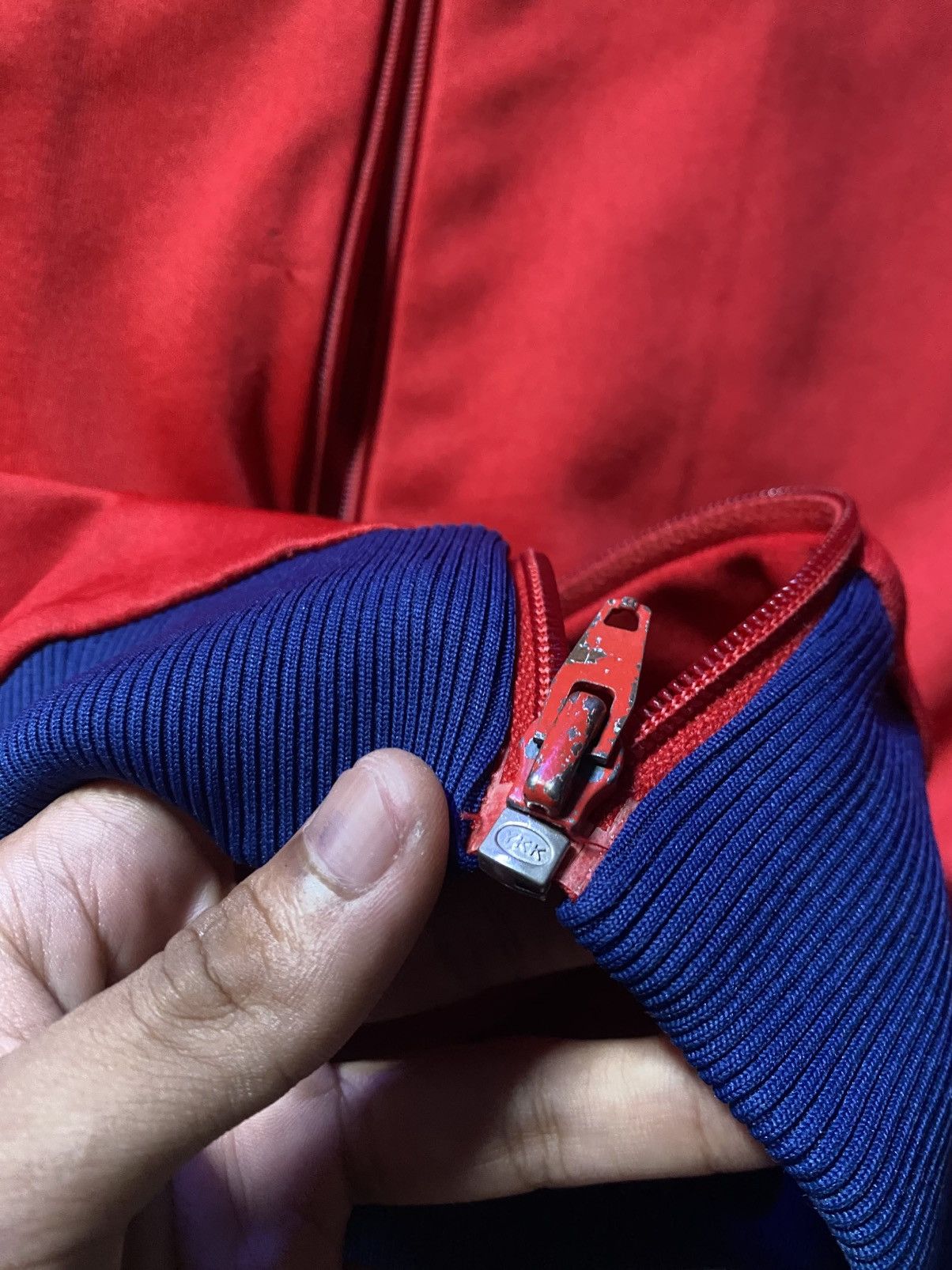 Adidas Adidas Vintage 80s Track Jacket Descente Polyester Red Used Size US S / EU 44-46 / 1 - 7 Thumbnail