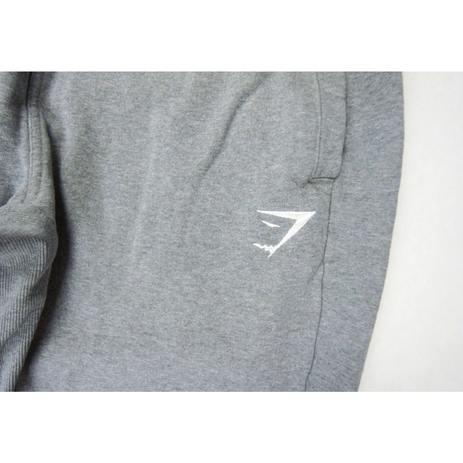 Gymshark Gymshark Sweatpants Mens Large Gray Joggers Fleece Athletic Tight Knit Regular Fit 27in Inseam Vintage No Mens Size US 33 - 3 Thumbnail