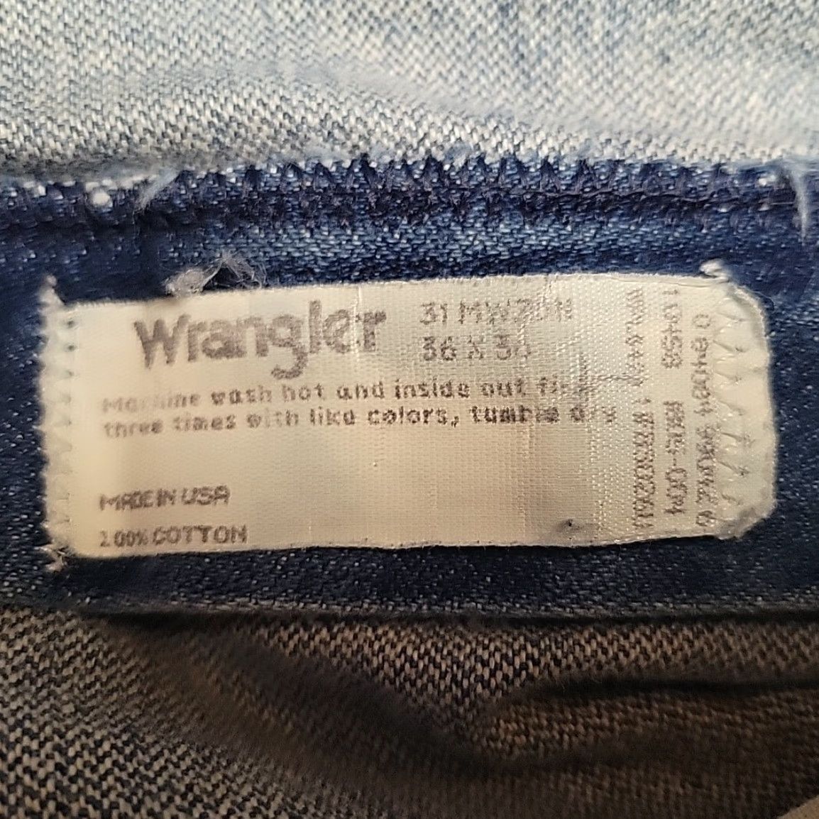 Wrangler Vintage Wrangler Jeans Mens 36x36 Faded Whiskered Denim Cowboy Made in USA Pants Size US 36 / EU 52 - 3 Thumbnail