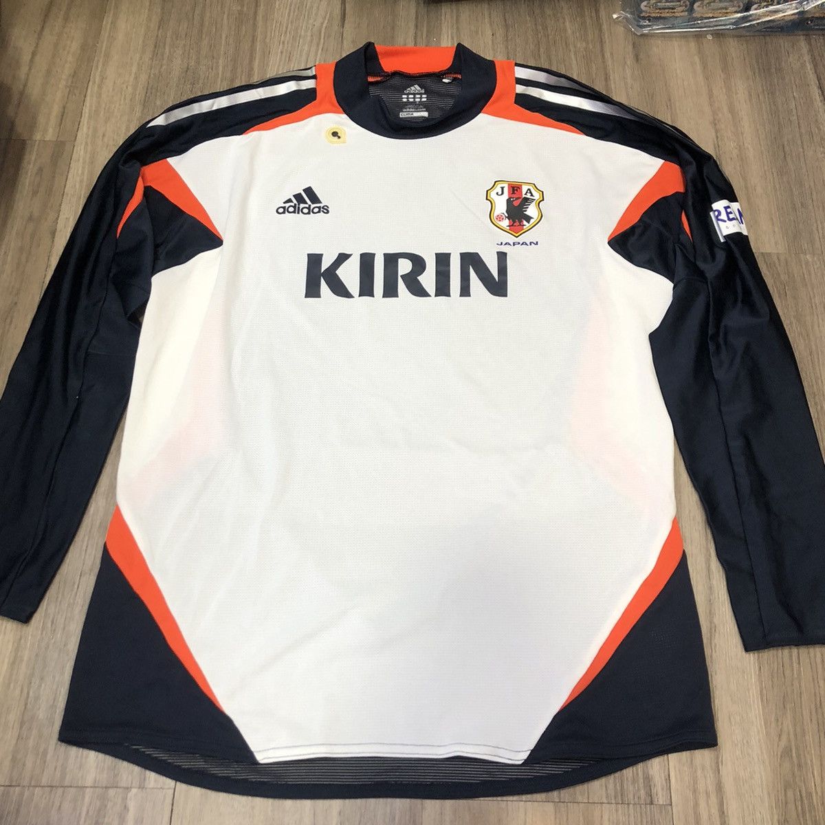 Adidas × Japanese Brand Japan 11/12 player issued/worn longsleeves training jersey Size US M / EU 48-50 / 2 - 1 Thumbnail