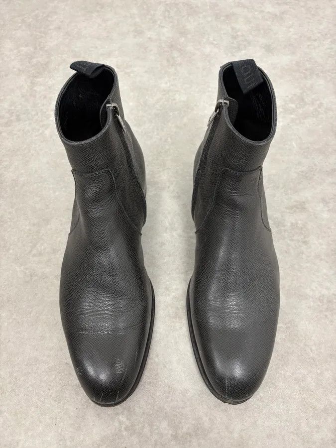 Louis Vuitton Louis Vuitton Black Faded Anthracite Leather Ankle Boots Size US 9 / EU 42 - 2 Thumbnail