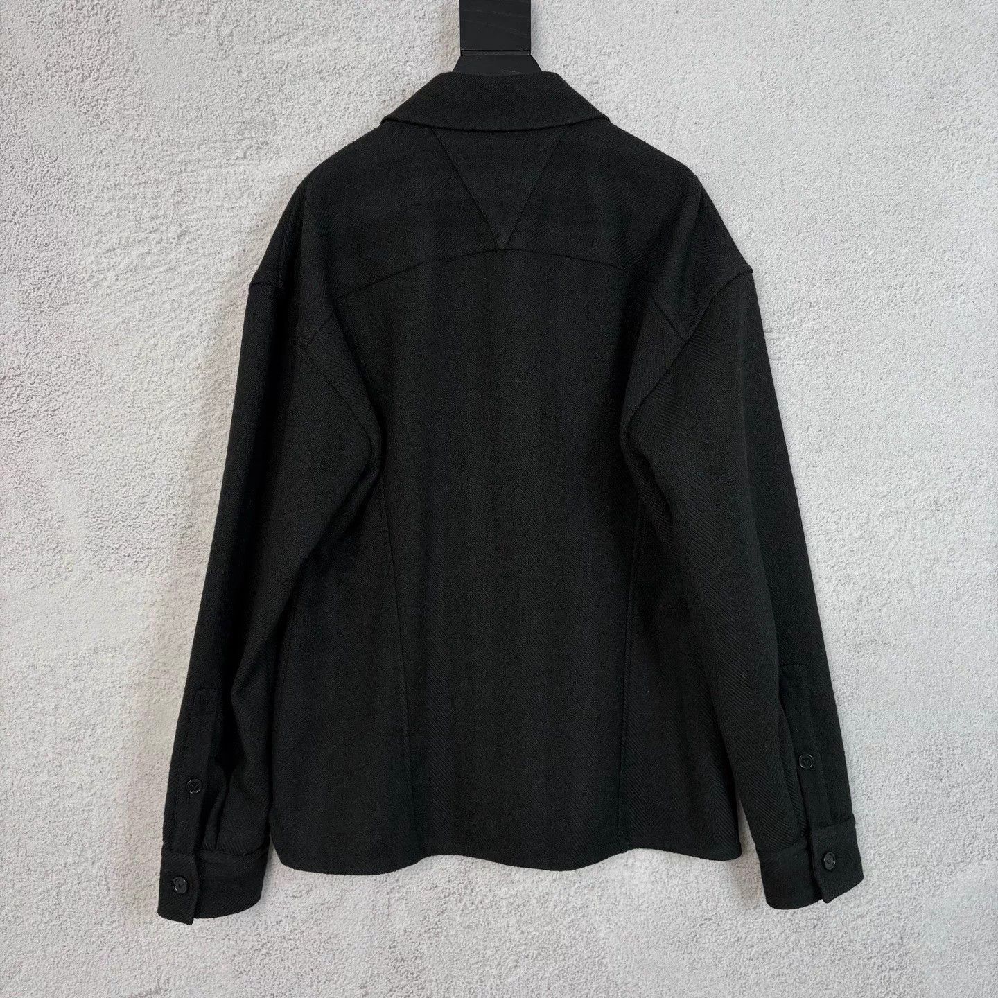 Bvlgari BV Metal Tab Triangle Logo Black Wool Coat Size US M / EU 48-50 / 2 - 2 Thumbnail