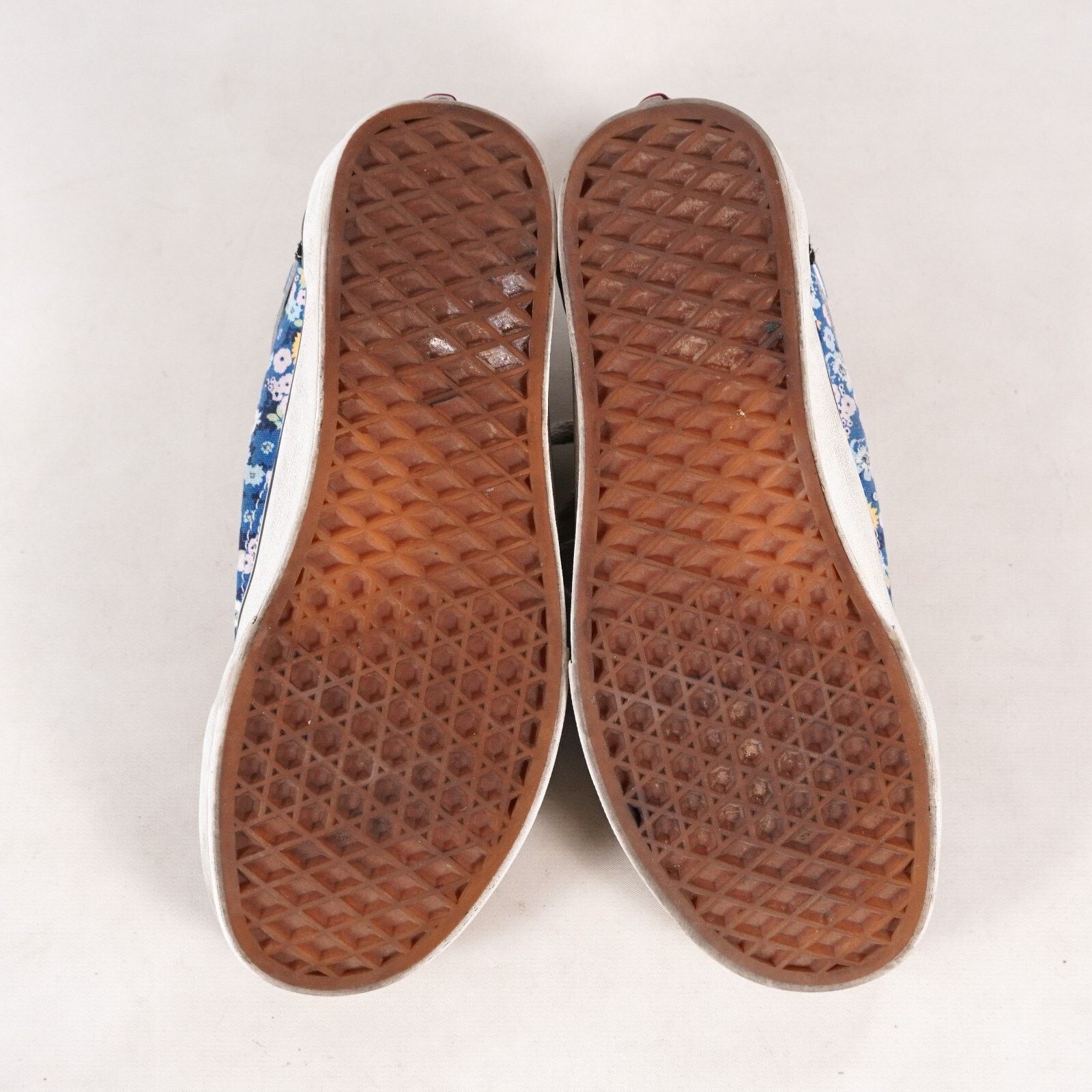 Vans Vans Off The Wall Athletic Skate Shoe Casual Sneaker Men 6.5 Size US 6.5 / EU 39-40 - 8 Thumbnail