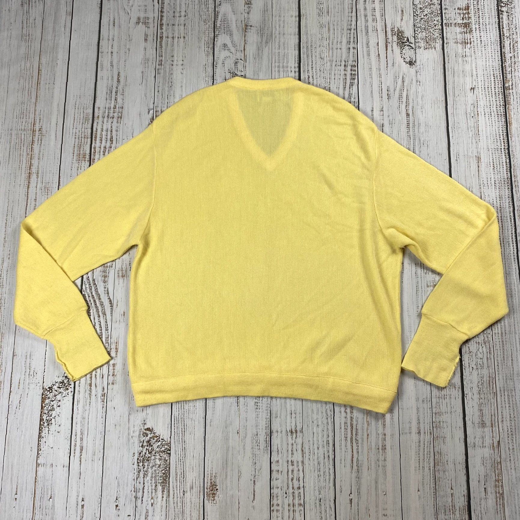 Izod VTG IZOD Cardigan Sweater Yellow Knit 2XL Big & Tall Men Embroidered USA Logo V-Neck Knit Jacket Men’s Size 2XL Size US XXL / EU 58 / 5 - 6 Thumbnail