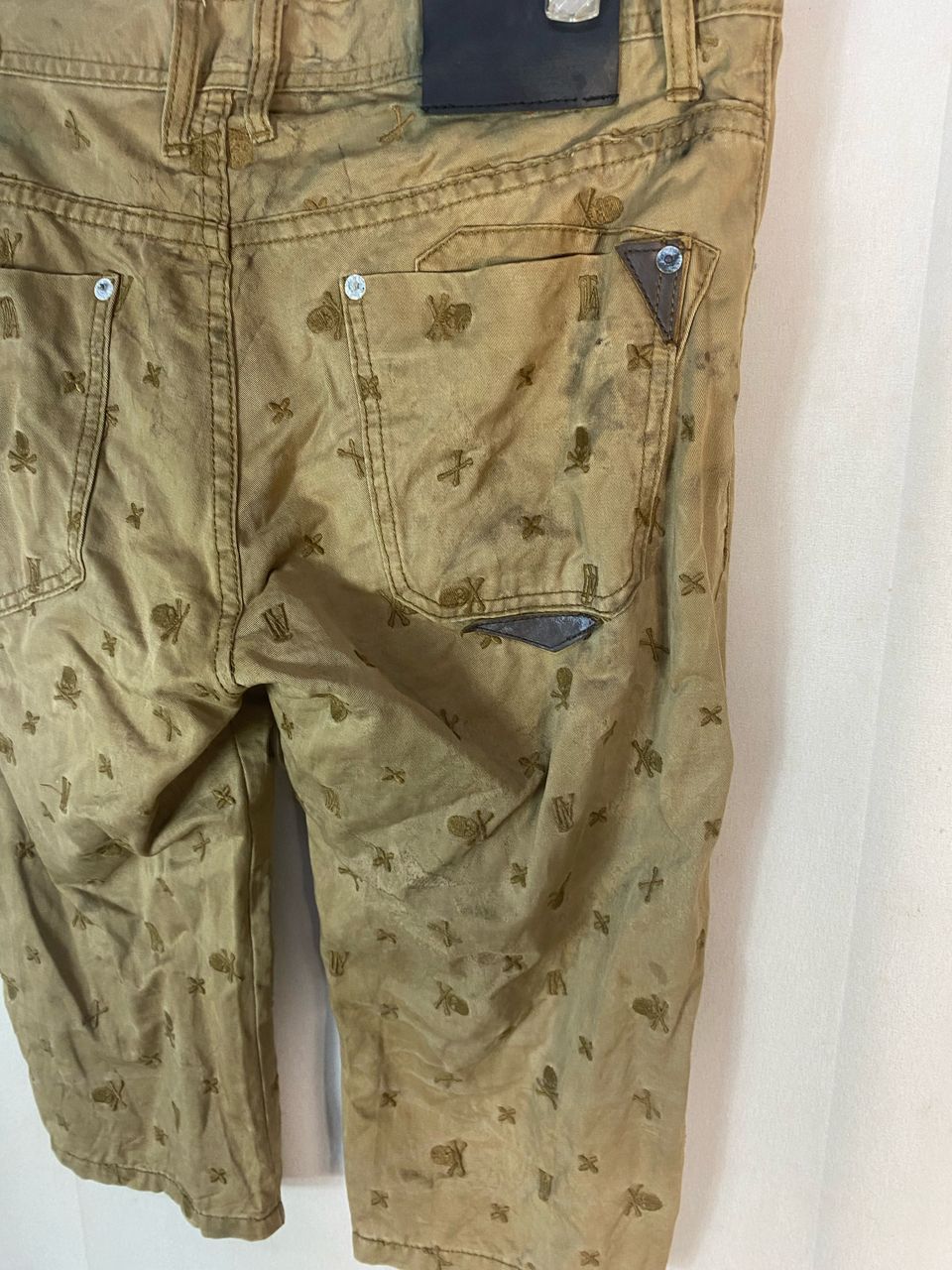 In The Attic × Japanese Brand Unisex🔥 In the attic fullprint skull short pants Size US 34 / EU 50 - 17 Thumbnail