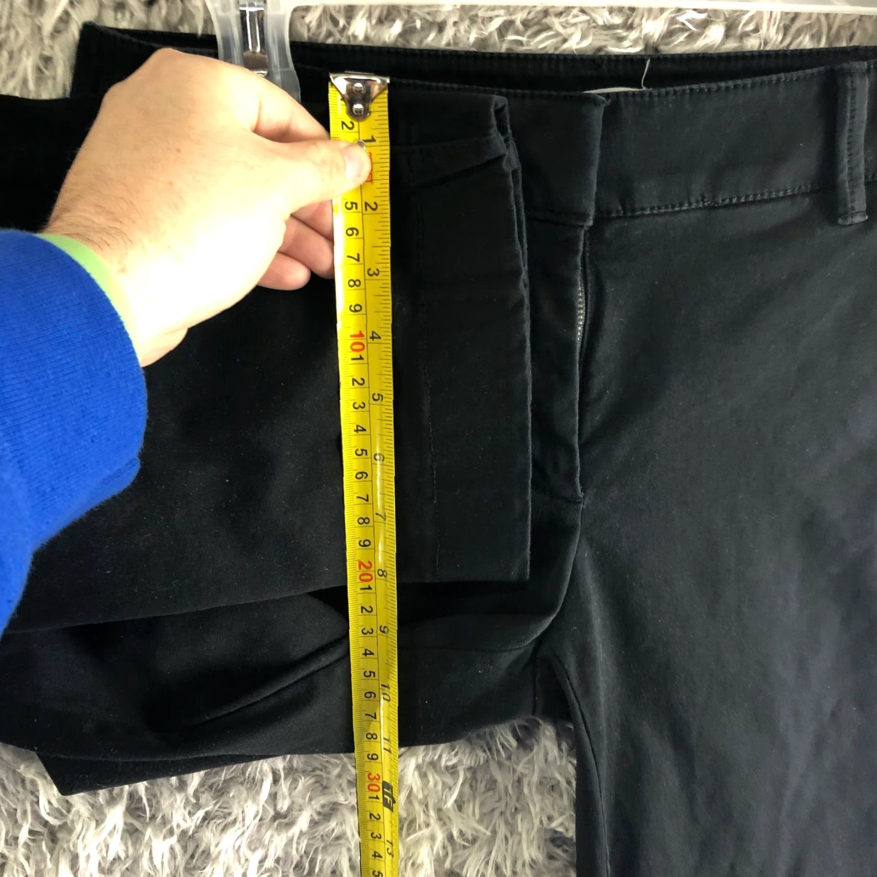Ann Taylor LOFT Womens Size 6 Mid Rise Straight Leg Black Pants Dress Pants Cotton Denim Classic Solid Logo Zip Inseam 29 in Mens? Size 28" / US 6 / IT 42 - 4 Thumbnail