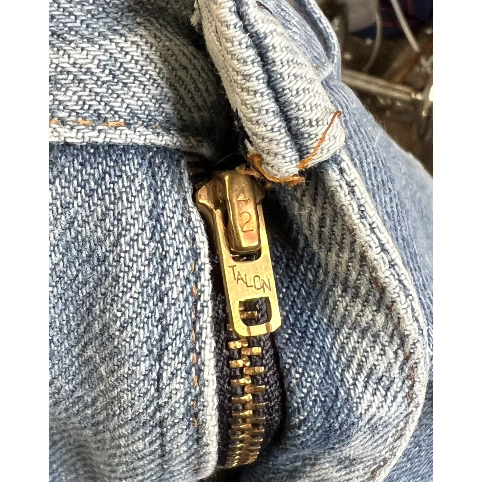 JCPenney VINTAGE JC Penney Jeans 38x32 Denim Blue Light wash 5-Pocket Relaxed Mens Jeans Size US 38 / EU 54 - 4 Thumbnail