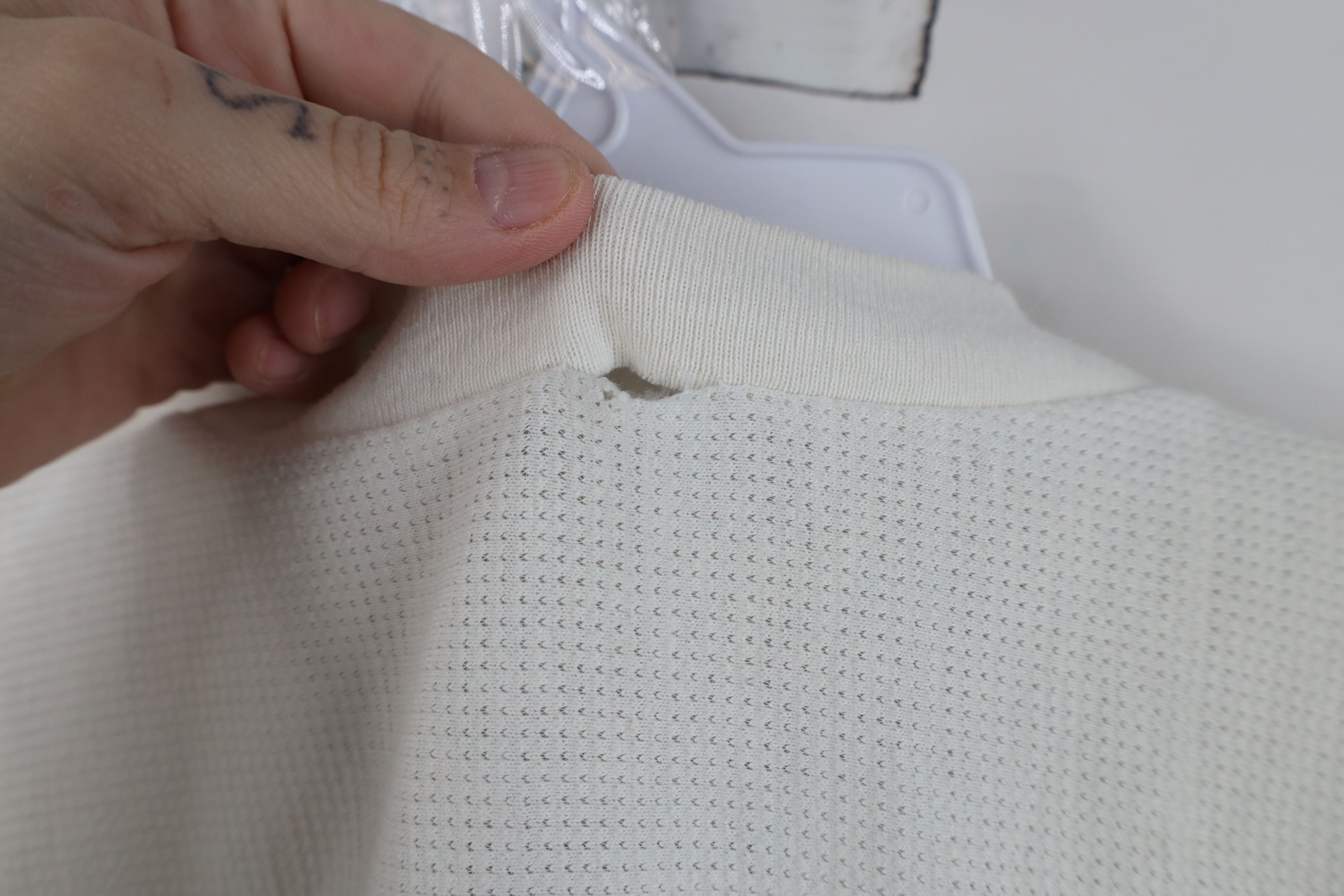 Vintage Vintage 70s College Mesh Henley Jersey T-Shirt White USA Size US M / EU 48-50 / 2 - 13 Thumbnail