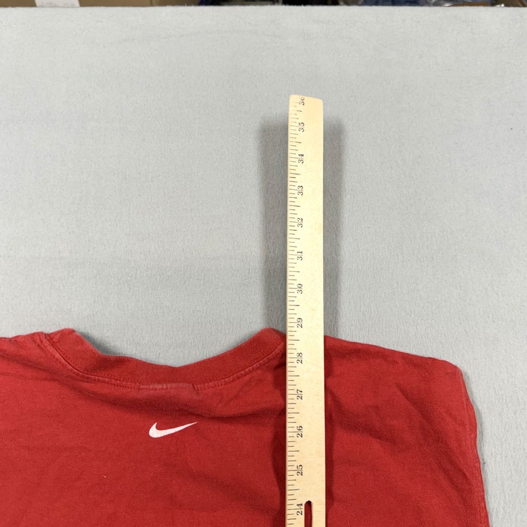 Nike VINTAGE Nike Shirt Mens XL Red Sleeveless Lightning Bolt Graphic Tank Y2k Size US XL / EU 56 / 4 - 6 Thumbnail