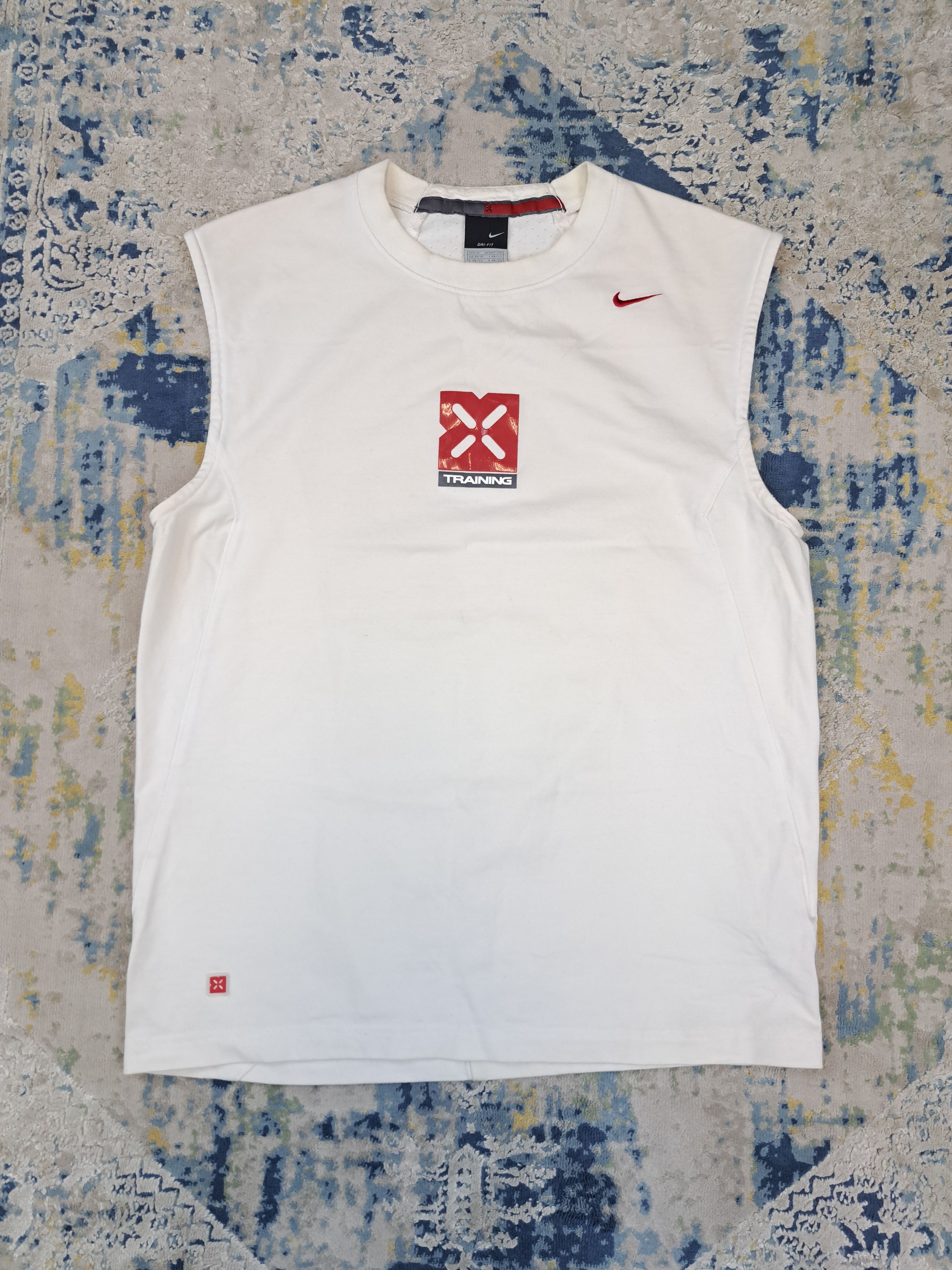 Nike Nike Trainig Sleeveless Tank Top Blokecore Basketball Size US M / EU 48-50 / 2 - 1 Thumbnail