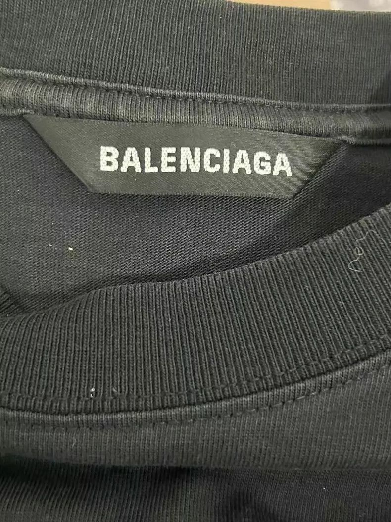 Balenciaga Balenciaga Small Embroidered Logo Short Sleeve Size S Size US S / EU 44-46 / 1 - 3 Thumbnail