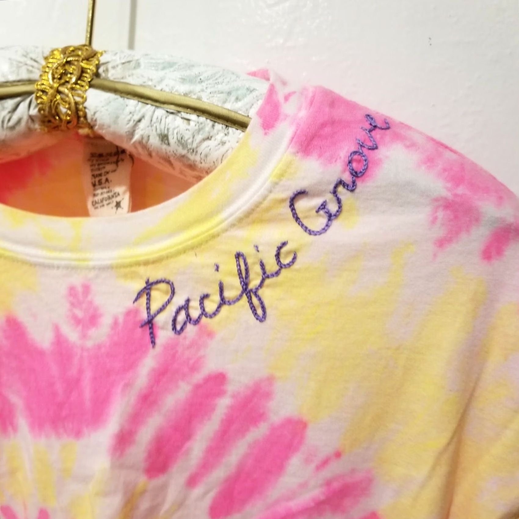 Pinko I Stole My Boyfriend's Shirt Pacific Grove Pink Tie-Dye One Size New NWT Crew Neck Short Sleeve Embroidered Cotton T-Shirt Womens Size ONE SIZE - 3 Thumbnail
