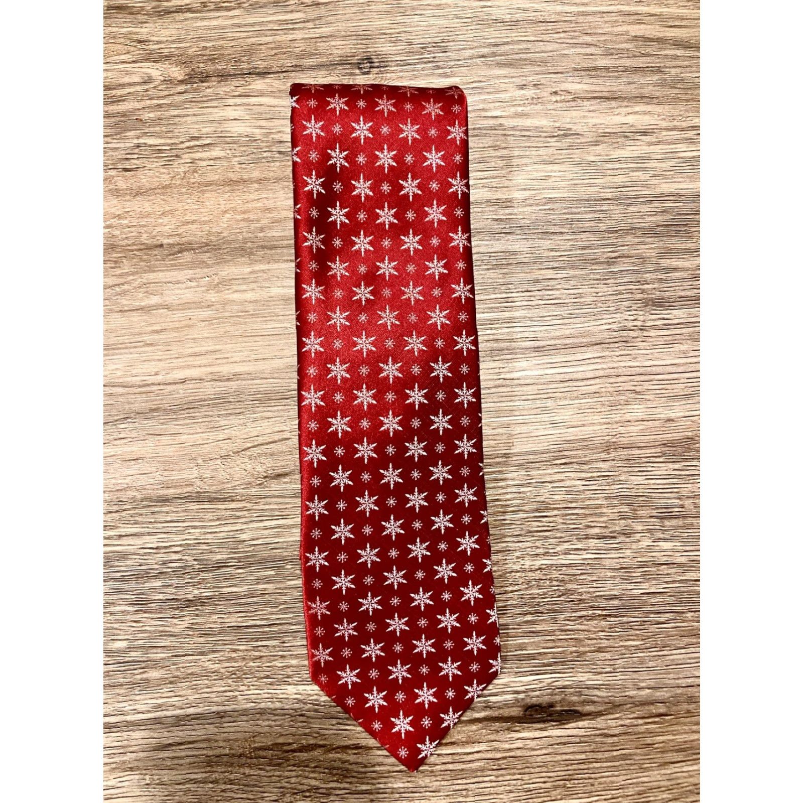 George Mens Tie Tales Snow Flake Red Stripped Tie Holiday Business Casual Size ONE SIZE - 2 Thumbnail