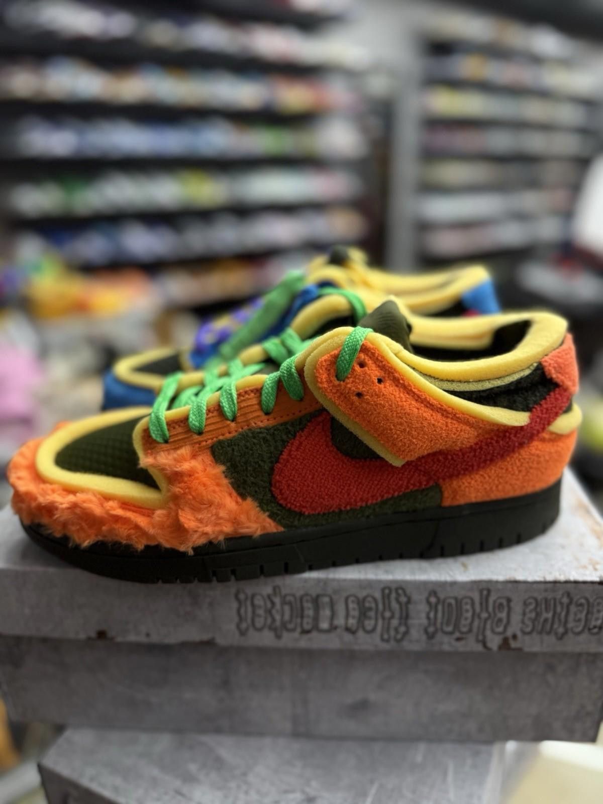 Nike Nike Cactus Plant Flea Market x Dunk Swamp Sponge Blue 9.5 Size US 9.5 / EU 42-43 - 2 Thumbnail