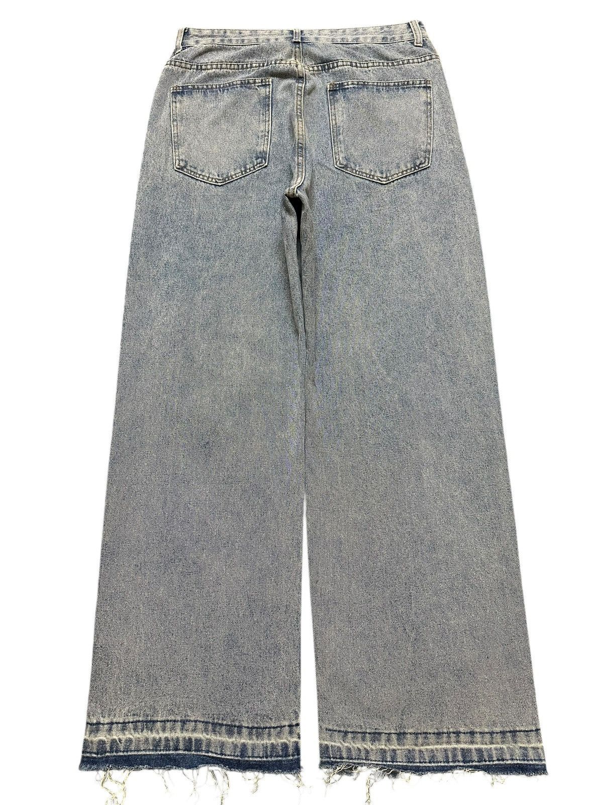 Japanese Brand Vintage Japanese Brand Blue Acid Wash Style Distressed Baggy Size US 32 / EU 48 - 2 Thumbnail