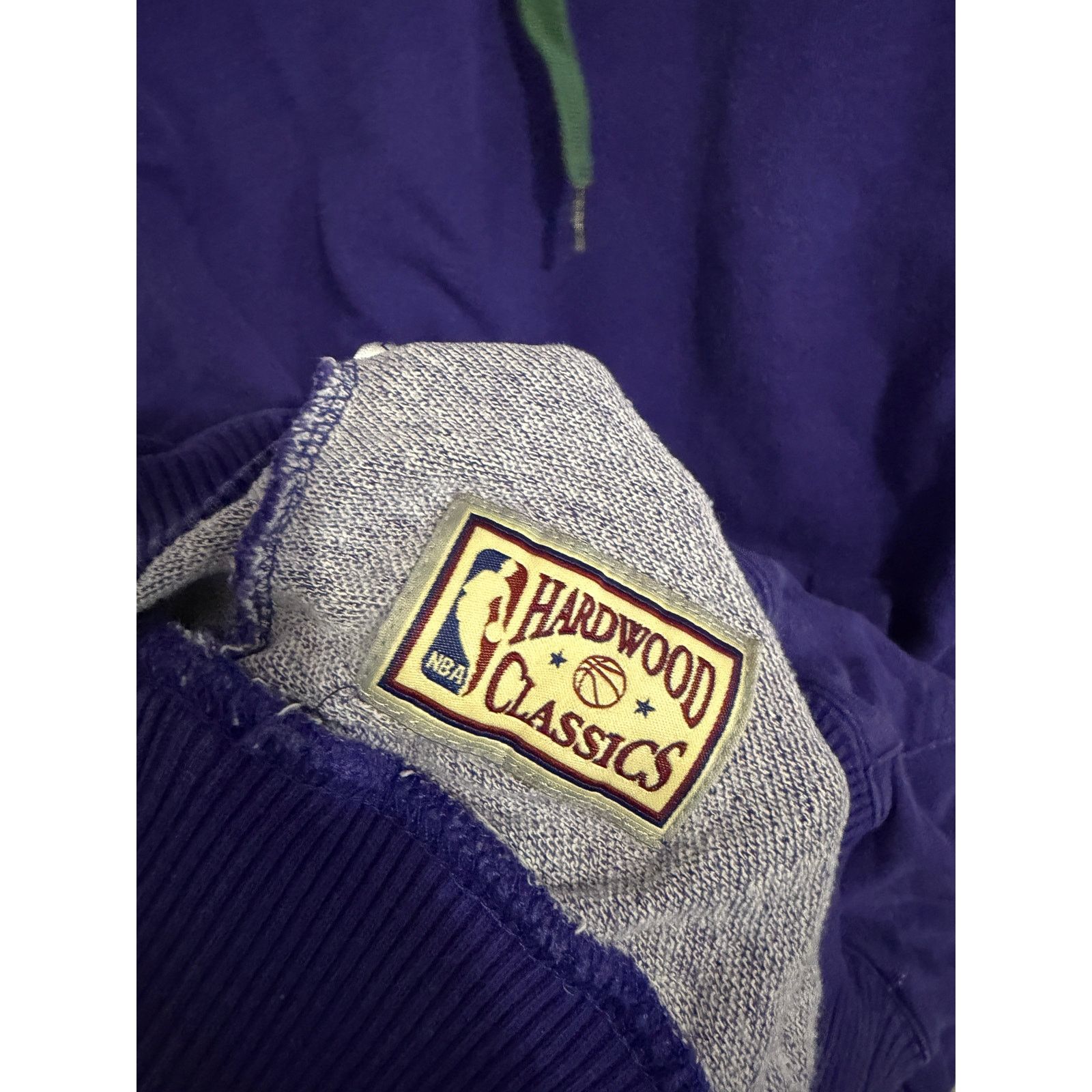 Mitchell & Ness Milwaukee Bucks Mitchell & Ness Hoodie Men's Size XL Size US XL / EU 56 / 4 - 6 Thumbnail