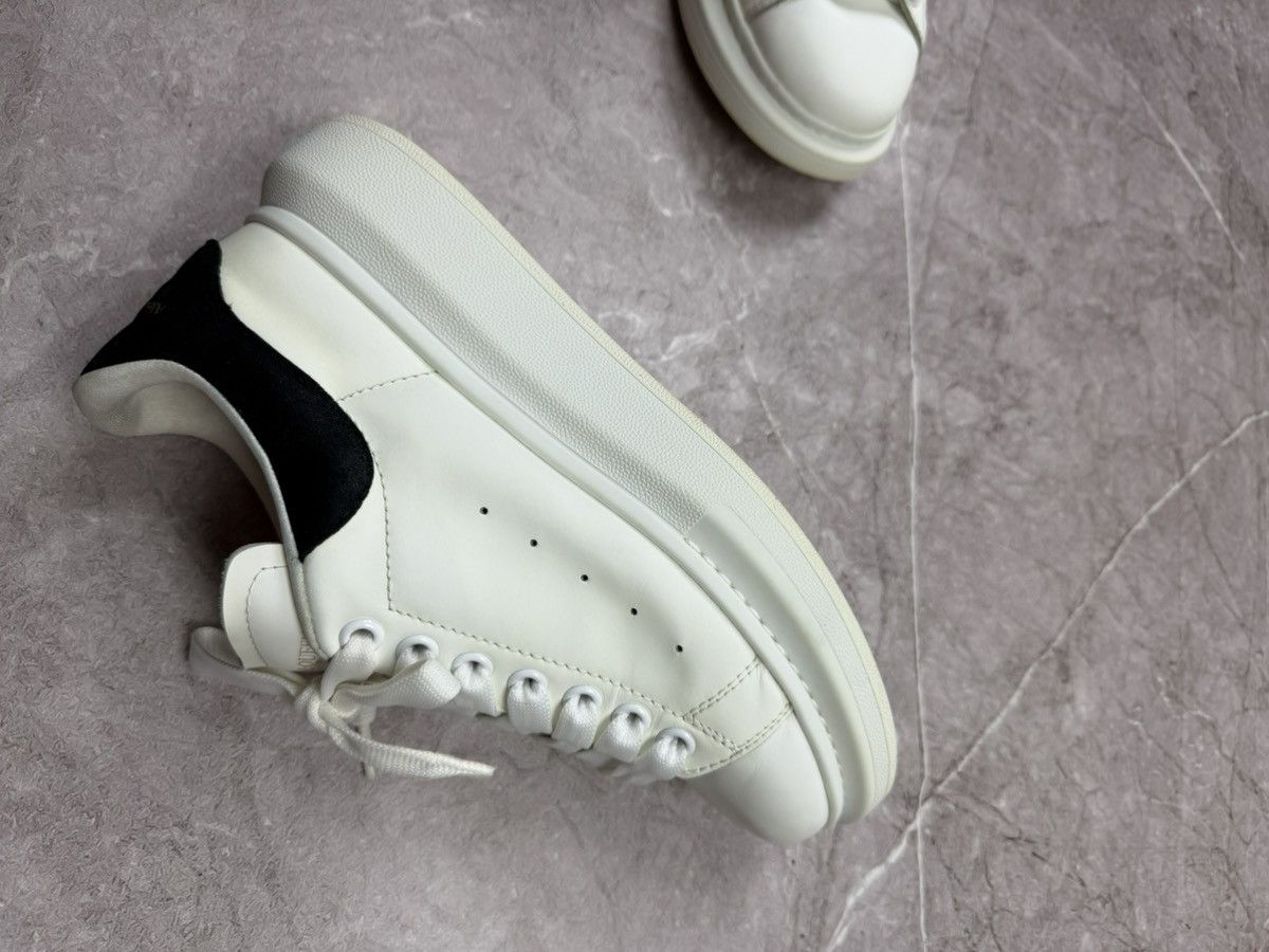 Alexander McQueen Alexander McQueen Sneakers Size 40 Size US 7 / EU 40 - 20 Thumbnail