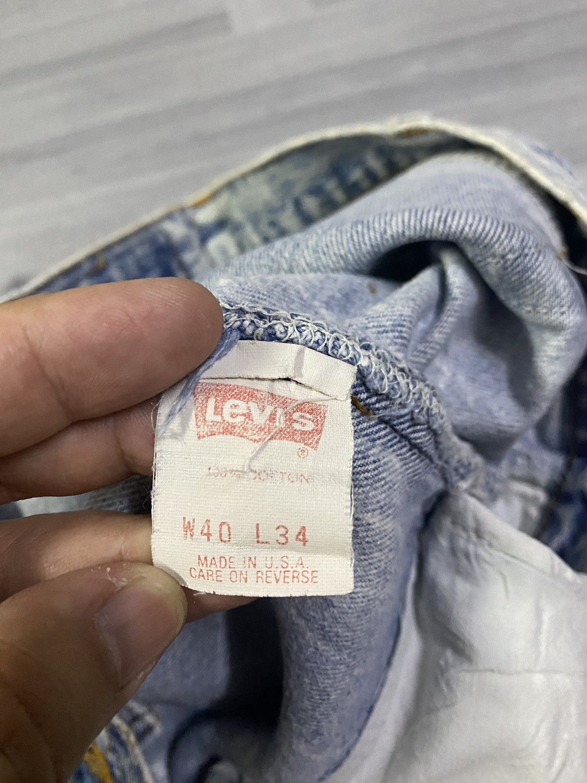 Levi's Vintage USA Levis 501 Distressed Light Wash Jeans Size US 40 / EU 56 - 14 Thumbnail