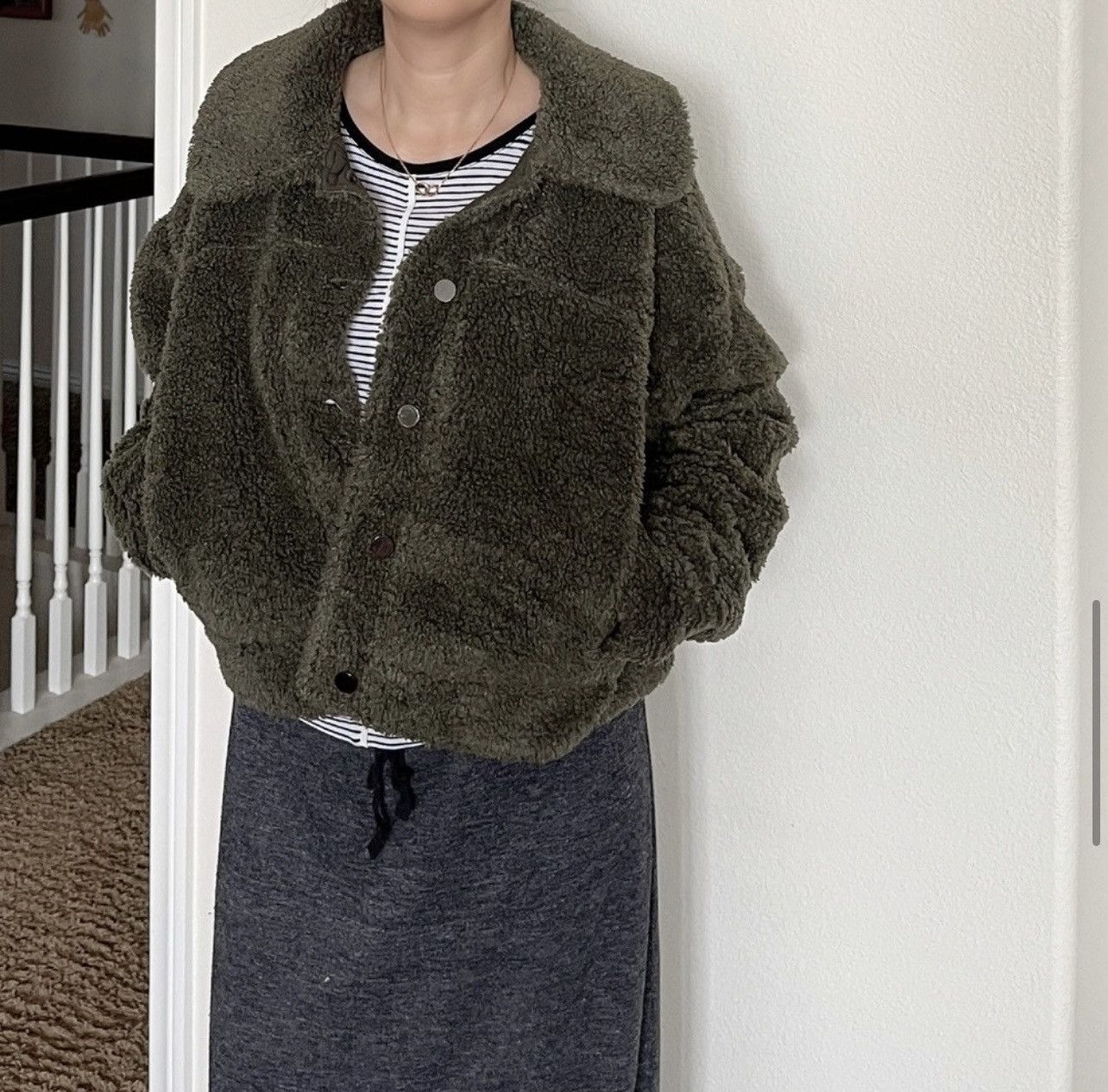 Lululemon Lululemon Textured Fleece Button Jacket in Dark Olive Size L / US 10 / IT 46 - 13 Thumbnail