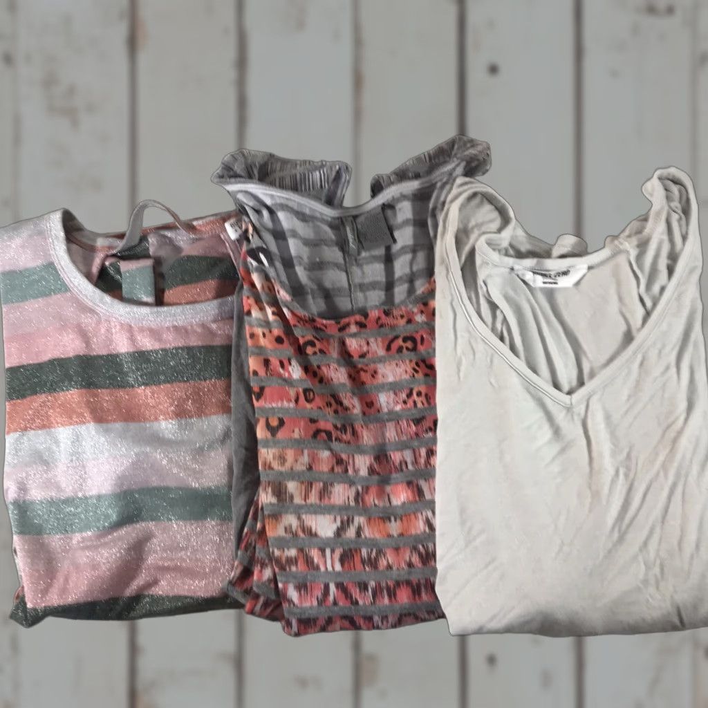 Vintage Mixed Brands T-Shirts Women’s Size M Lot Of 3 Regular Fit Size M / US 6-8 / IT 42-44 - 1 Thumbnail