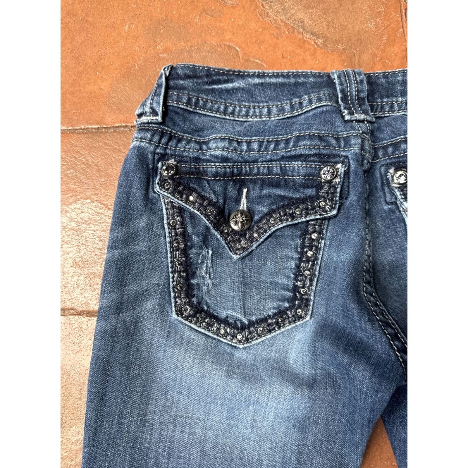 Miss Me VINTAGE Miss Me Boot Cut Jeans Womens 26 Denim Blue 5-Pocket Studded Embellished Rhinestone Logo 90s Theme Boyfriend Modern Bootcut Womens Size 26" / US 2 / IT 38 - 4 Thumbnail