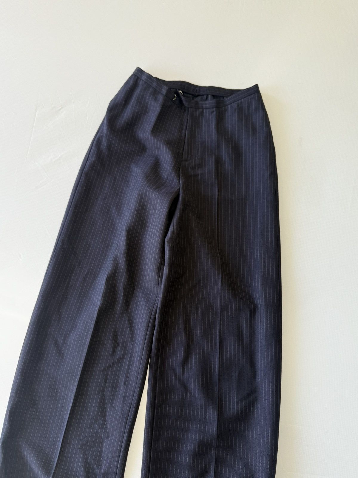 Gucci Gucci by Tom Ford Fall/Winter 1997 Pinstripe Blazer & Pants Size XS / US 0-2 / IT 36-38 - 10 Thumbnail
