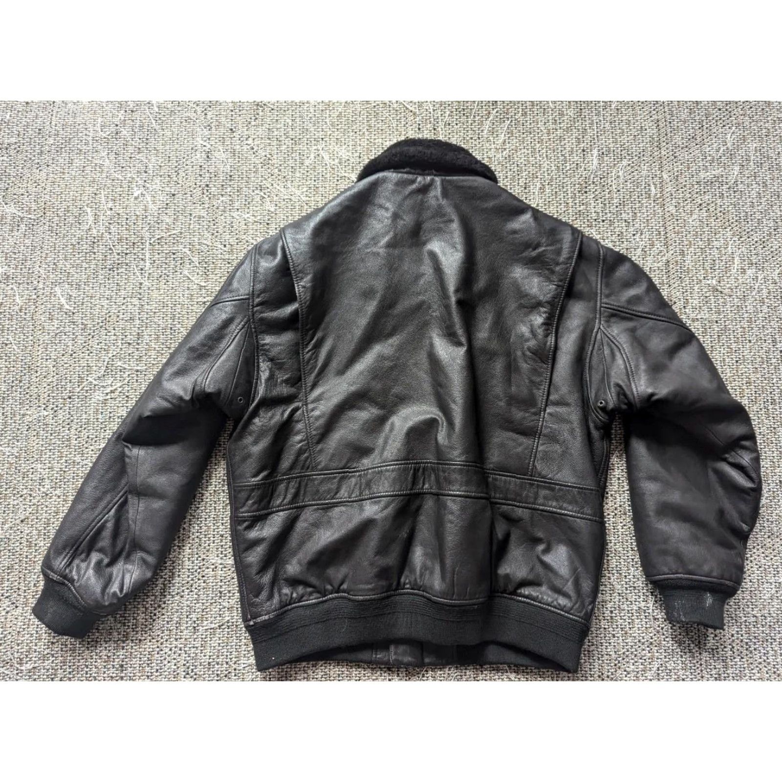 Vintage VINTAGE Cabela's leather BOMBER Jacket Mens L dark brown Mouton collar 44-46 Leather Jacket Size US L / EU 52-54 / 3 - 2 Thumbnail