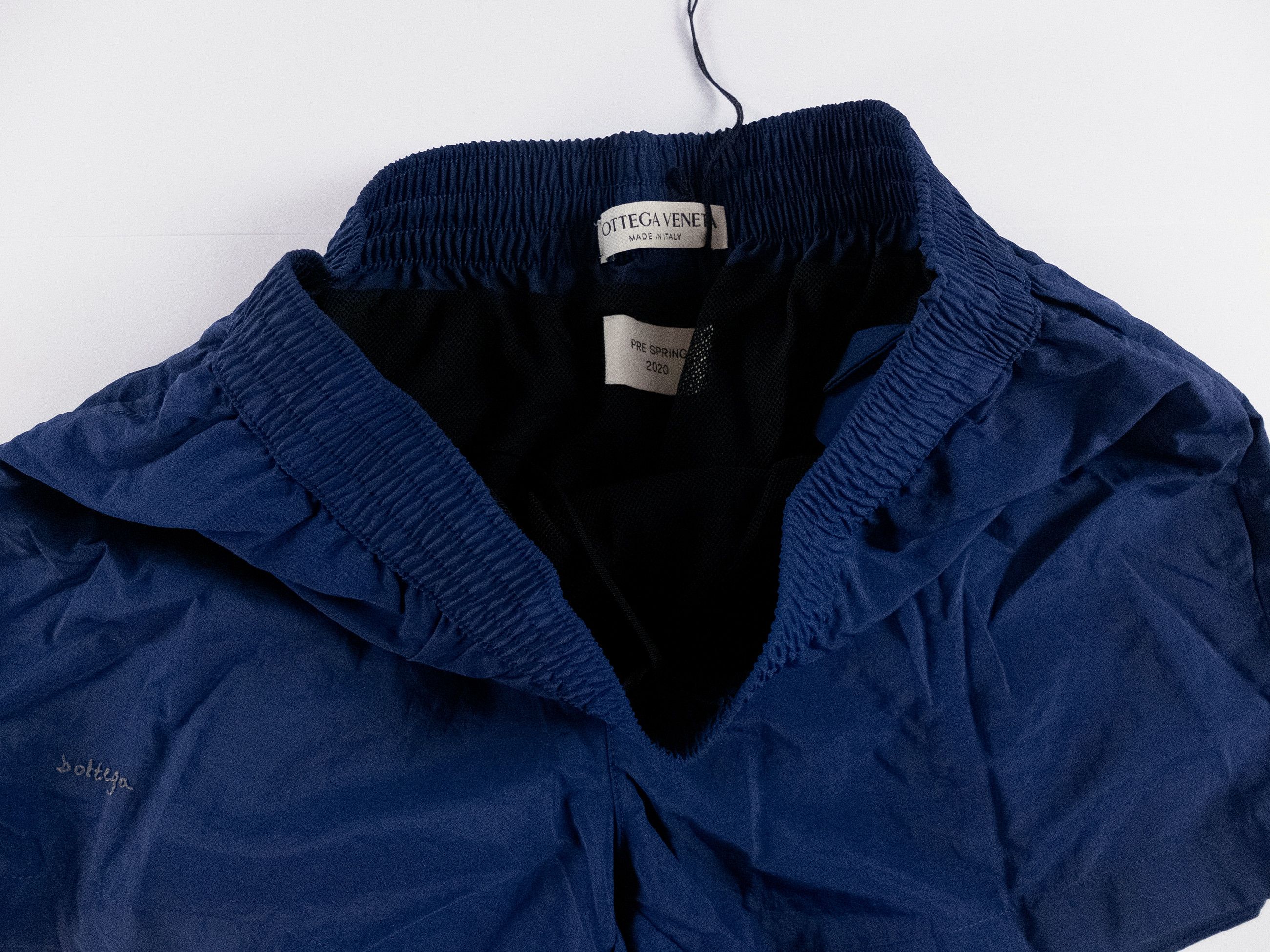 Bottega Veneta BOTTEGA VENETA solid navy blue nylon swim shorts Large q Size US 30 / EU 46 - 5 Thumbnail