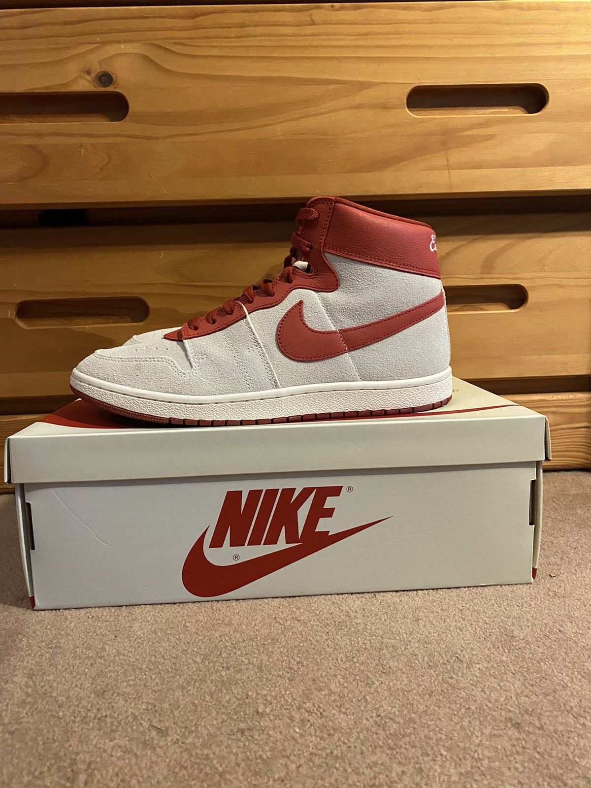 Jordan Brand Jordan Air Ship Every Game Dune Red Size 11.5 Size US 11.5 / EU 44-45 - 1 Thumbnail