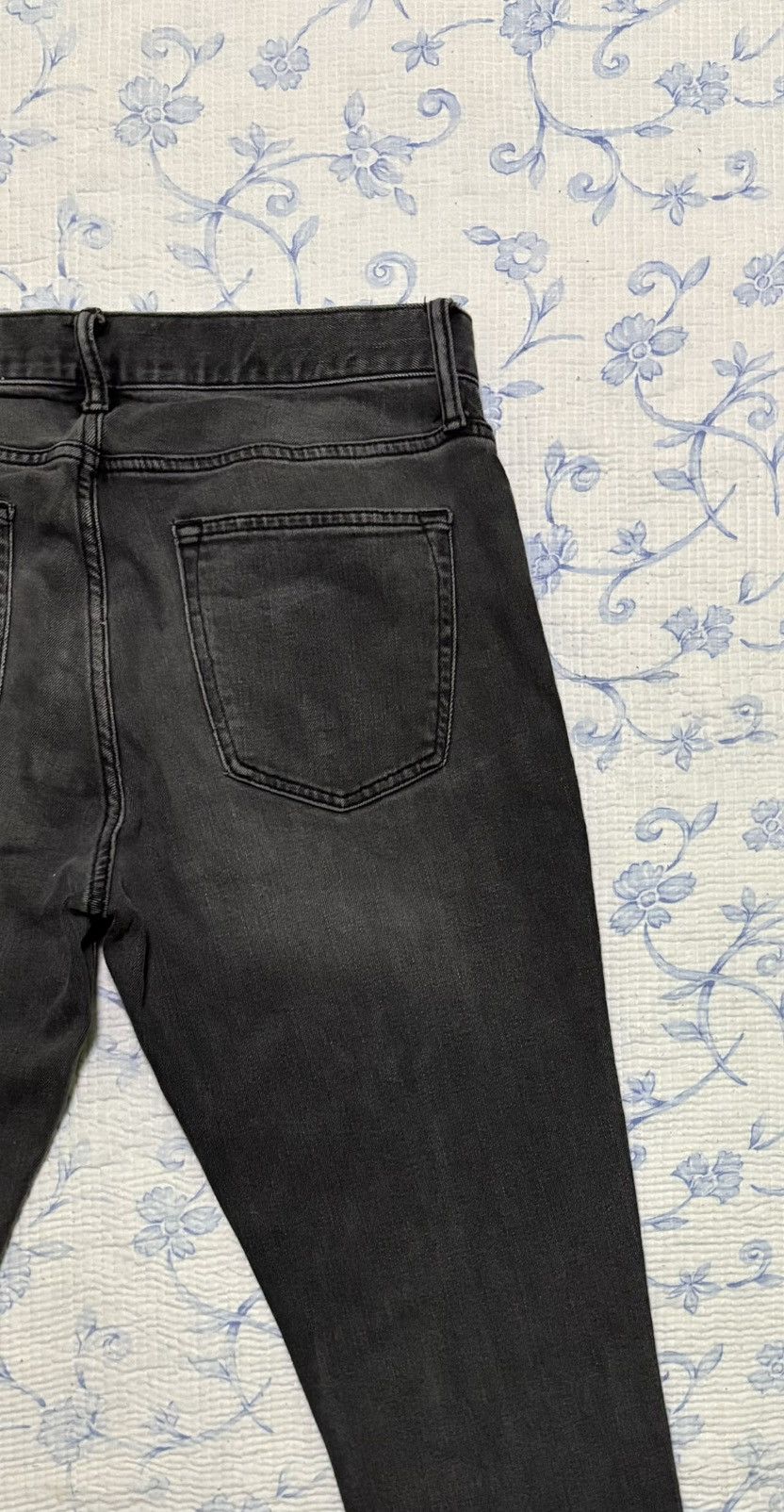 Old Navy Old Navy Streetwear Skinny Slim Fit Denim Size US 33 - 11 Thumbnail
