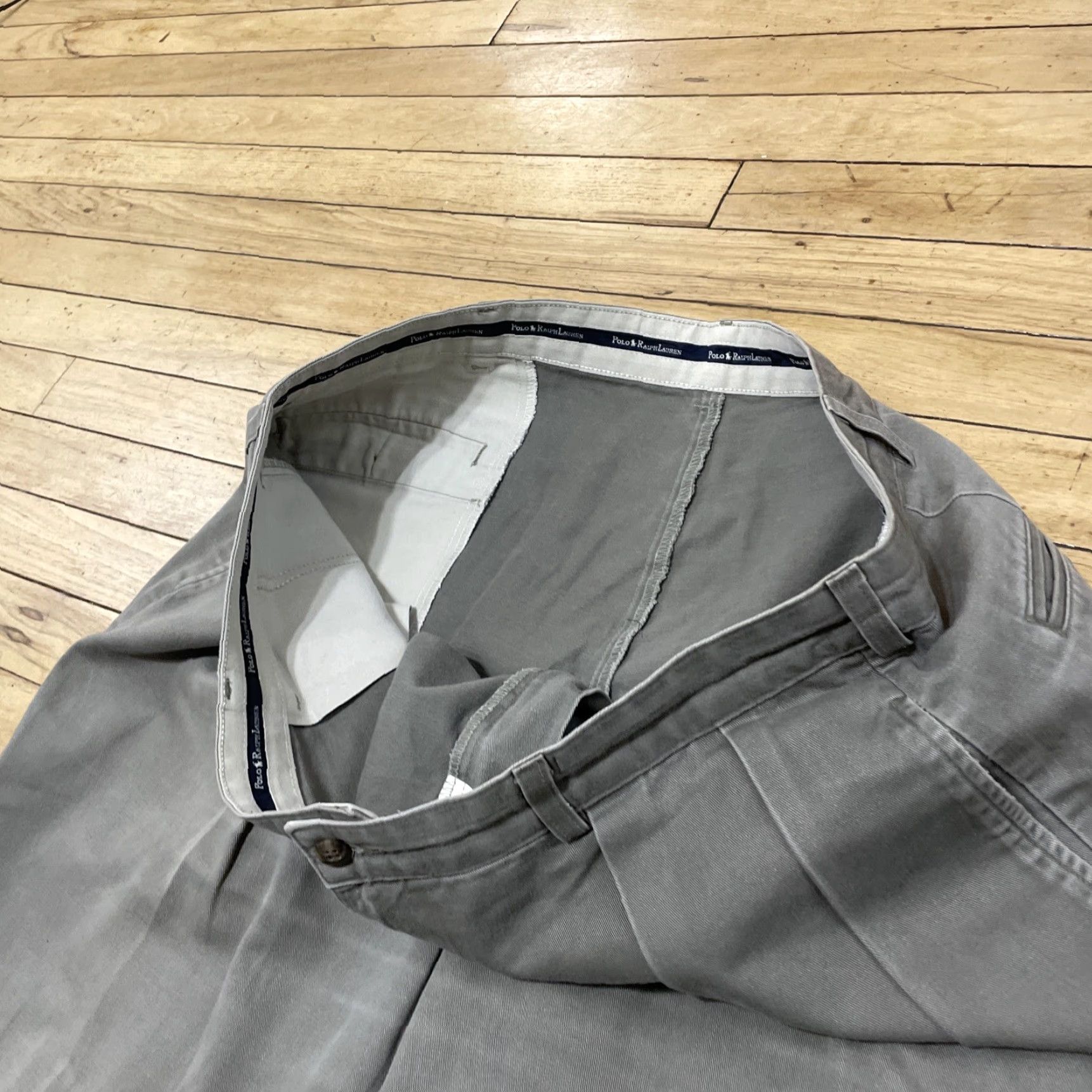 Polo Ralph Lauren VINTAGE Polo Ralph Lauren Chino Pants Men 42x32 Pleated Regular Fit Gray Light Green USA 90s Preppy Americana Classic Vintage Core Men Size US XL / EU 56 / 4 - 5 Thumbnail