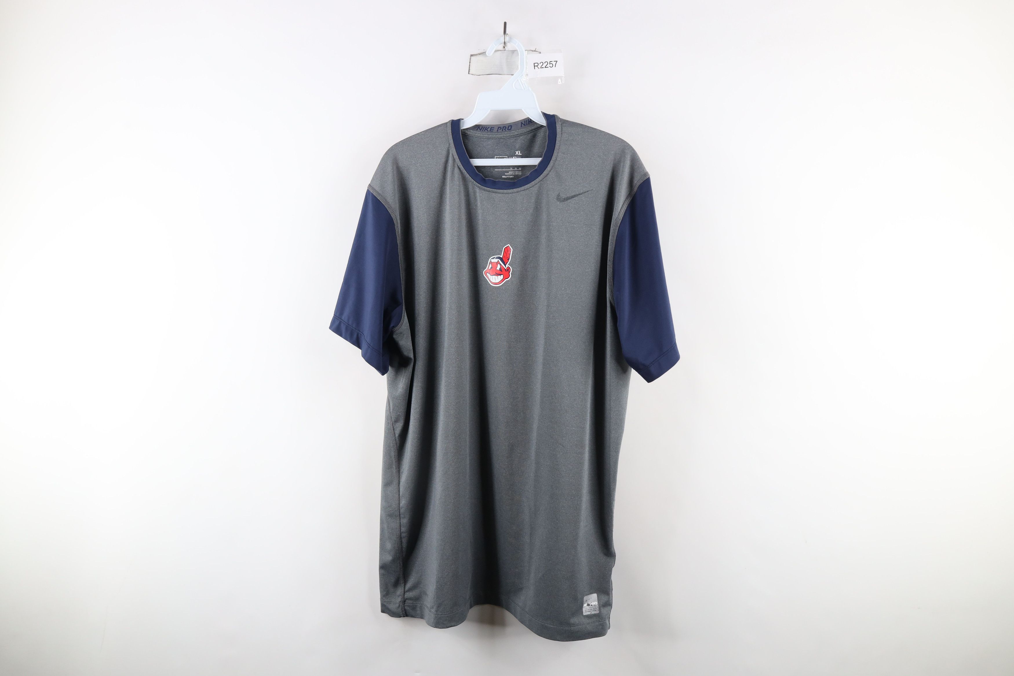 Nike × Vintage Vintage Nike Pro Indians Baseball Compression T-Shirt Size US XL / EU 56 / 4 - 1 Thumbnail