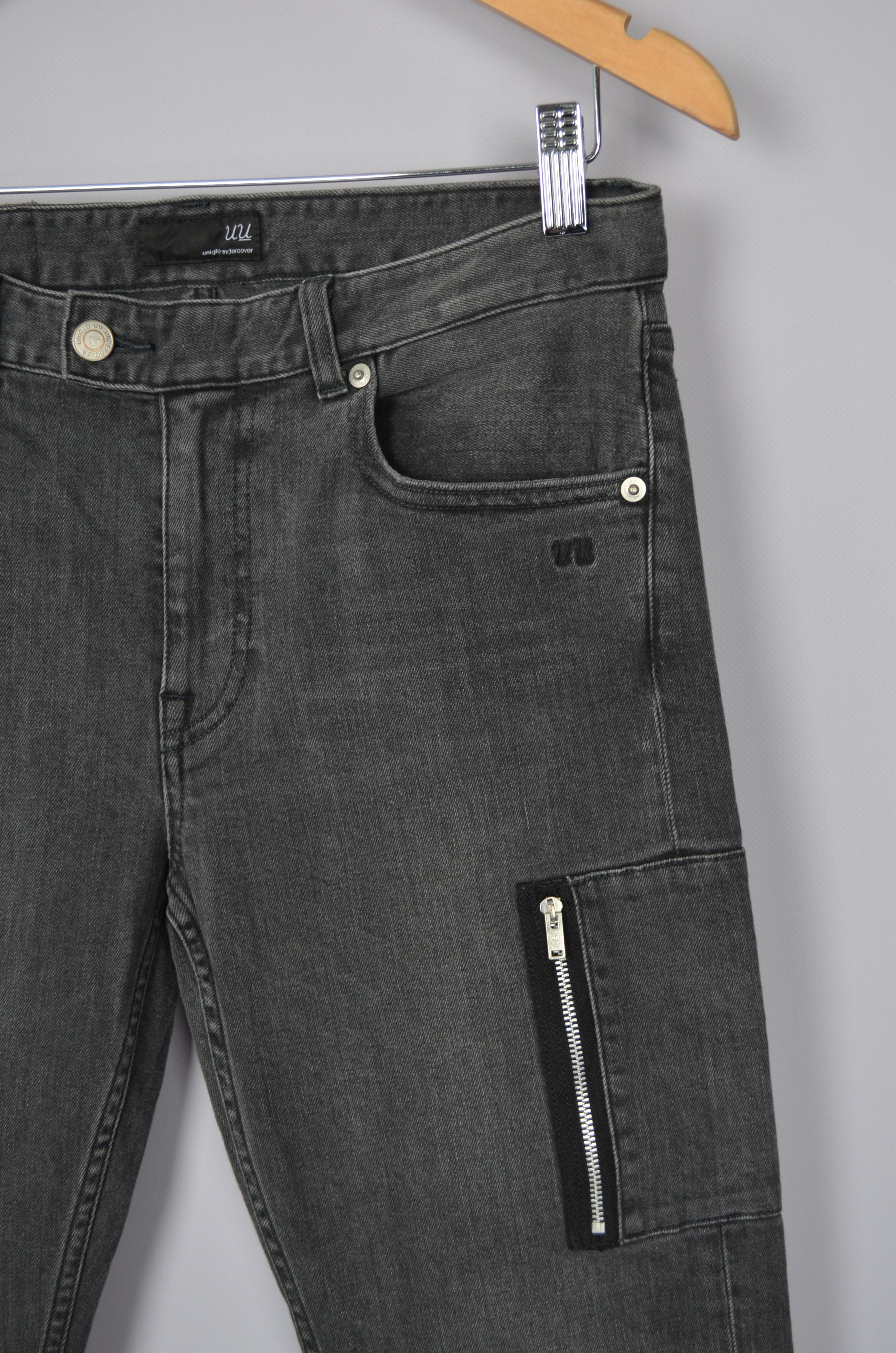 Designer × Undercover × Uniqlo Uniqlo Undercover Grey Denim Slim Jeans Size W29 L34 Size US 29 - 4 Thumbnail