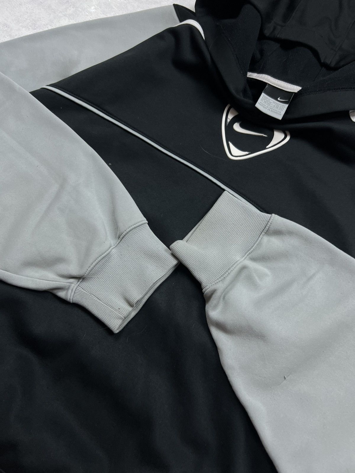 Nike 90s Nike Central Swoosh Vintage Drill Oversized Hoodie Size US M / EU 48-50 / 2 - 7 Thumbnail
