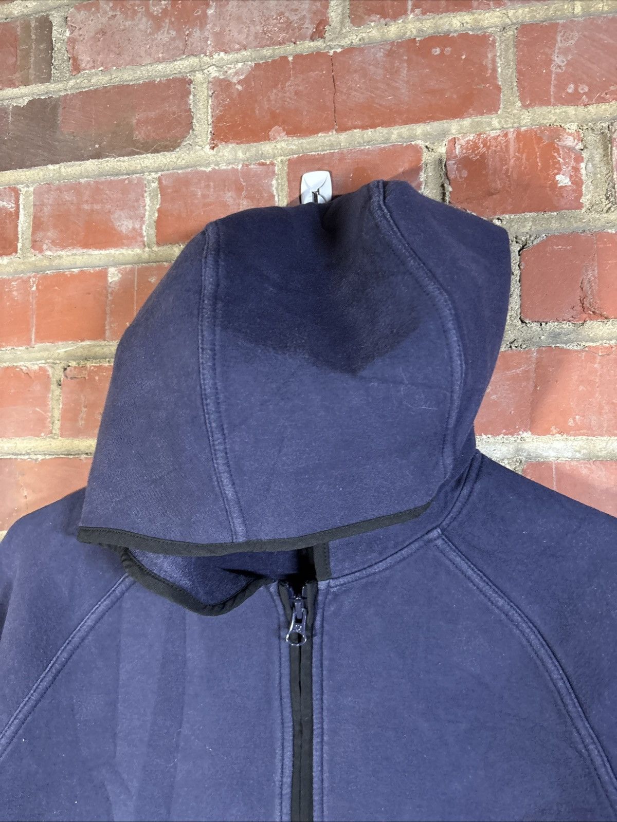 Lululemon lululemon City Bound Hoodie Full Zip Jacket Athletic Sz 8 Size M / US 6-8 / IT 42-44 - 4 Thumbnail