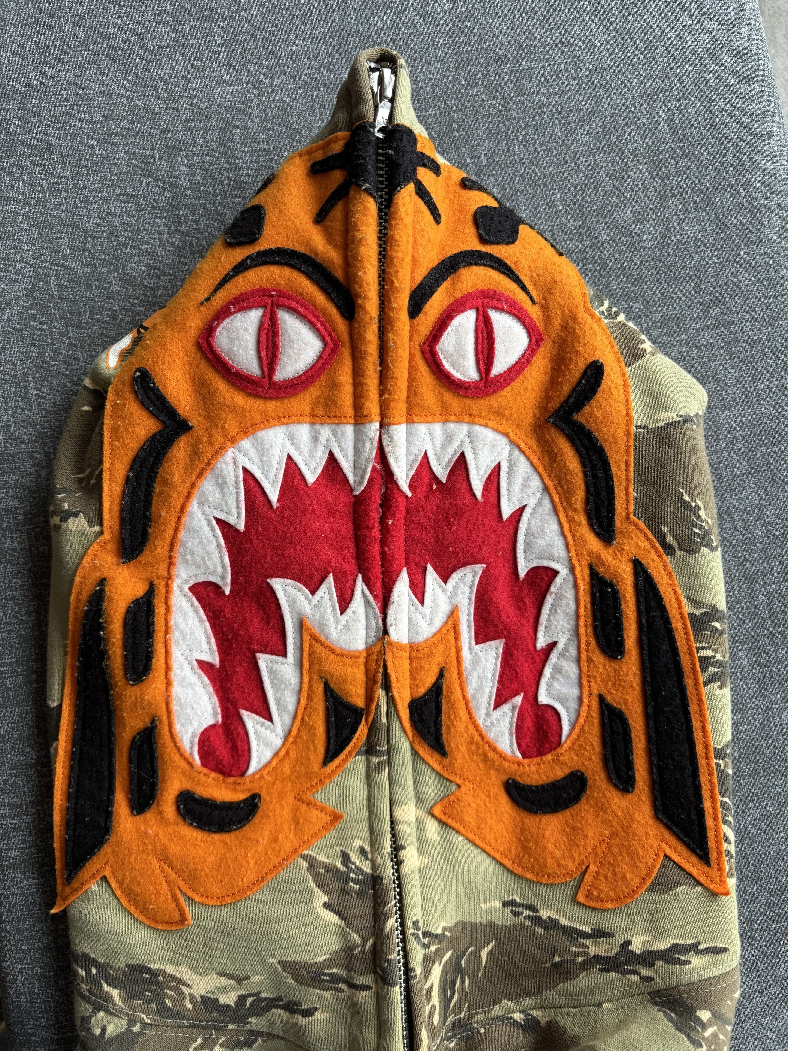 Bape BAPE Tiger full zip hoodie desert camo Size US M / EU 48-50 / 2 - 2 Thumbnail