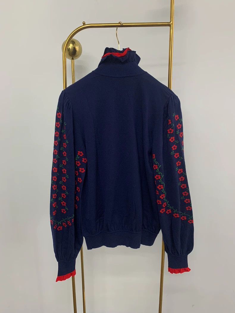 Chanel Chanel Salzburg Series Blue Broken Flower Embroidered Swea Size XS / US 0-2 / IT 36-38 - 3 Thumbnail