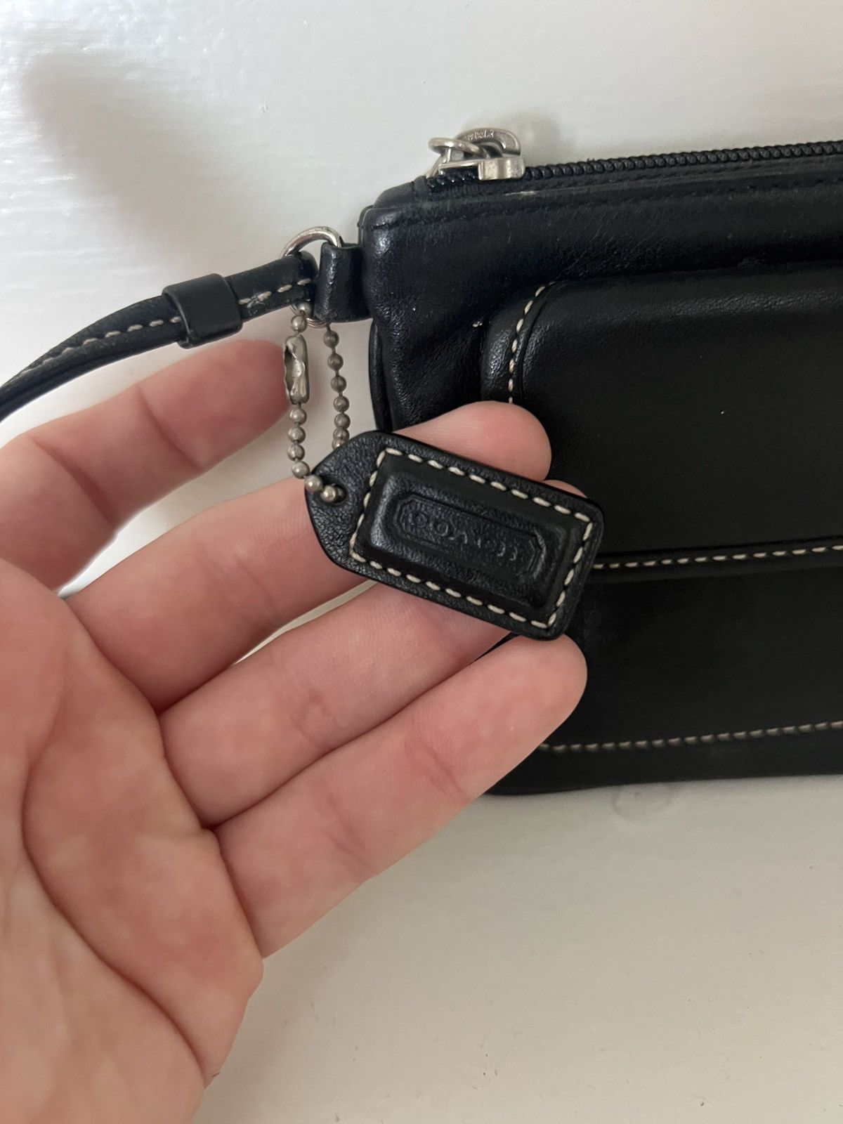 Coach Vintage Coach Clutch Black Leather with buckle Size ONE SIZE - 2 Thumbnail