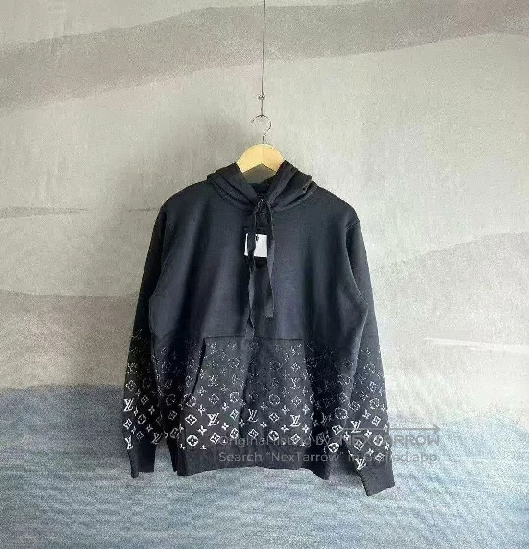 Louis Vuitton louis vuitton gray-blue gradient hoodie M size. Size US M / EU 48-50 / 2 - 1 Thumbnail