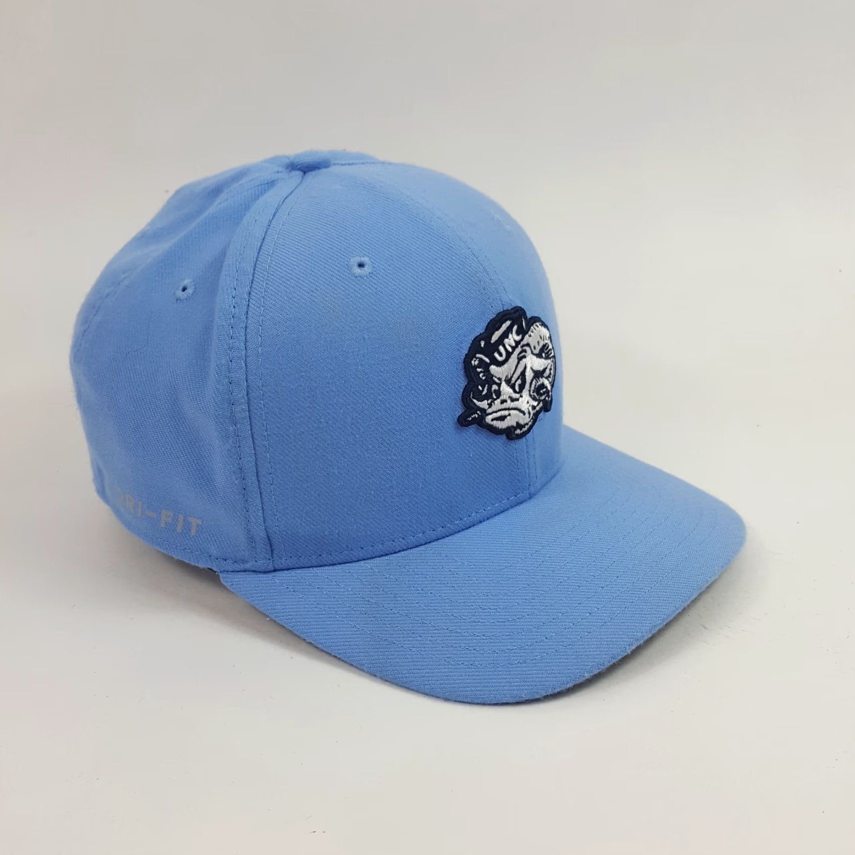Nike VINTAGE Nike Carolina Tar Heels Baseball Cap Hat OSFM Blue Casual Sports 00s Mens Size ONE SIZE - 4 Thumbnail