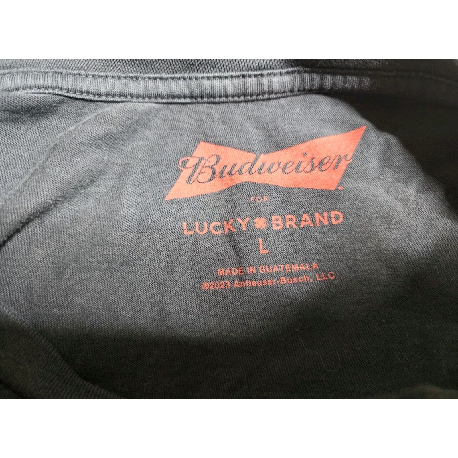 Lucky Brand VINTAGE Lucky Brand Gray Budweiser Clydesdale Horse T-Shirt Womens Large Distressed King of Beers Size L / US 10 / IT 46 - 5 Thumbnail