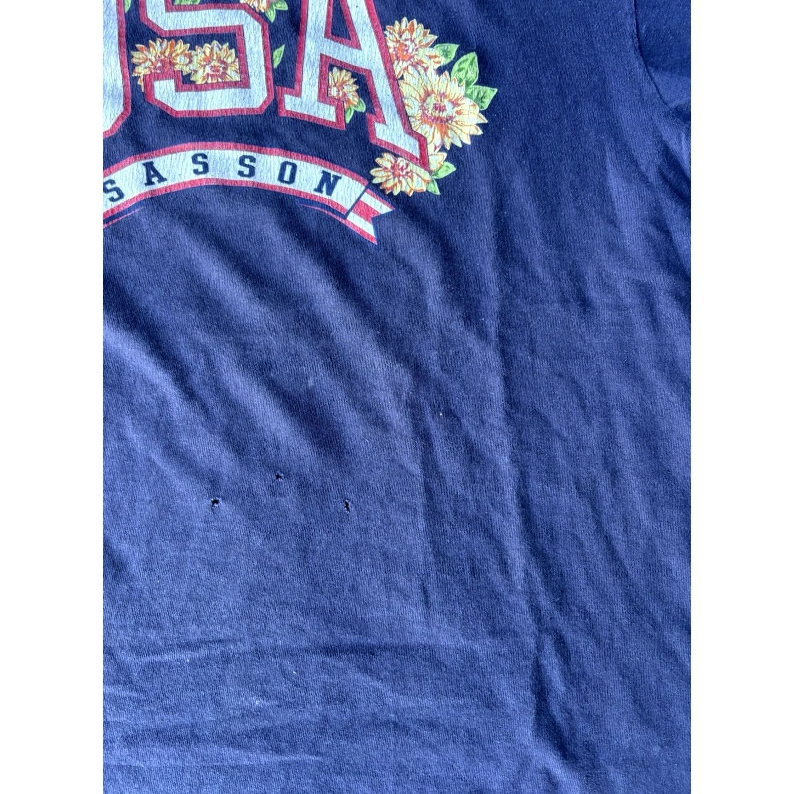 Vintage VINTAGE Sasson USA Flower T Shirt M Men Blue Cotton Crew Neck Short Sleeve USA Size US M / EU 48-50 / 2 - 6 Thumbnail