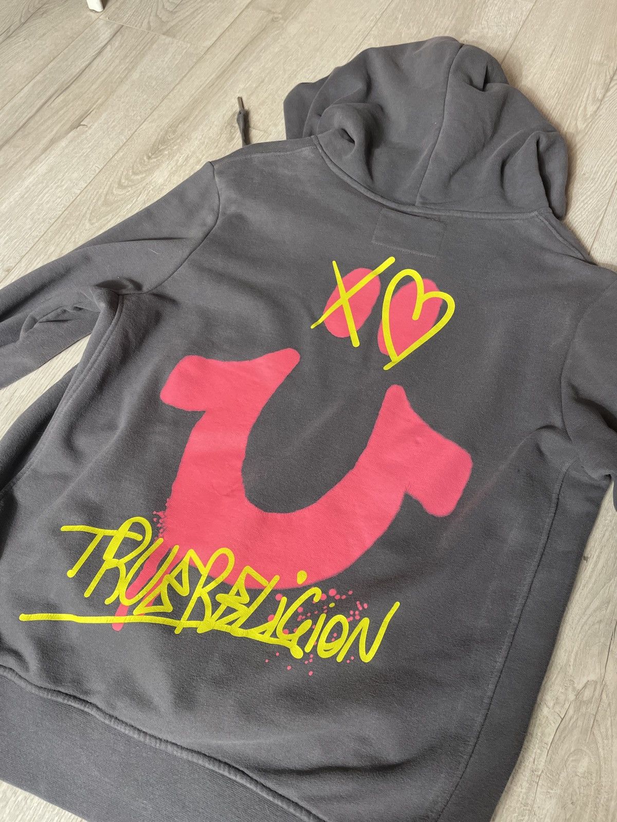 True Religion True Religion hoodie smile grey Size US L / EU 52-54 / 3 - 1 Thumbnail