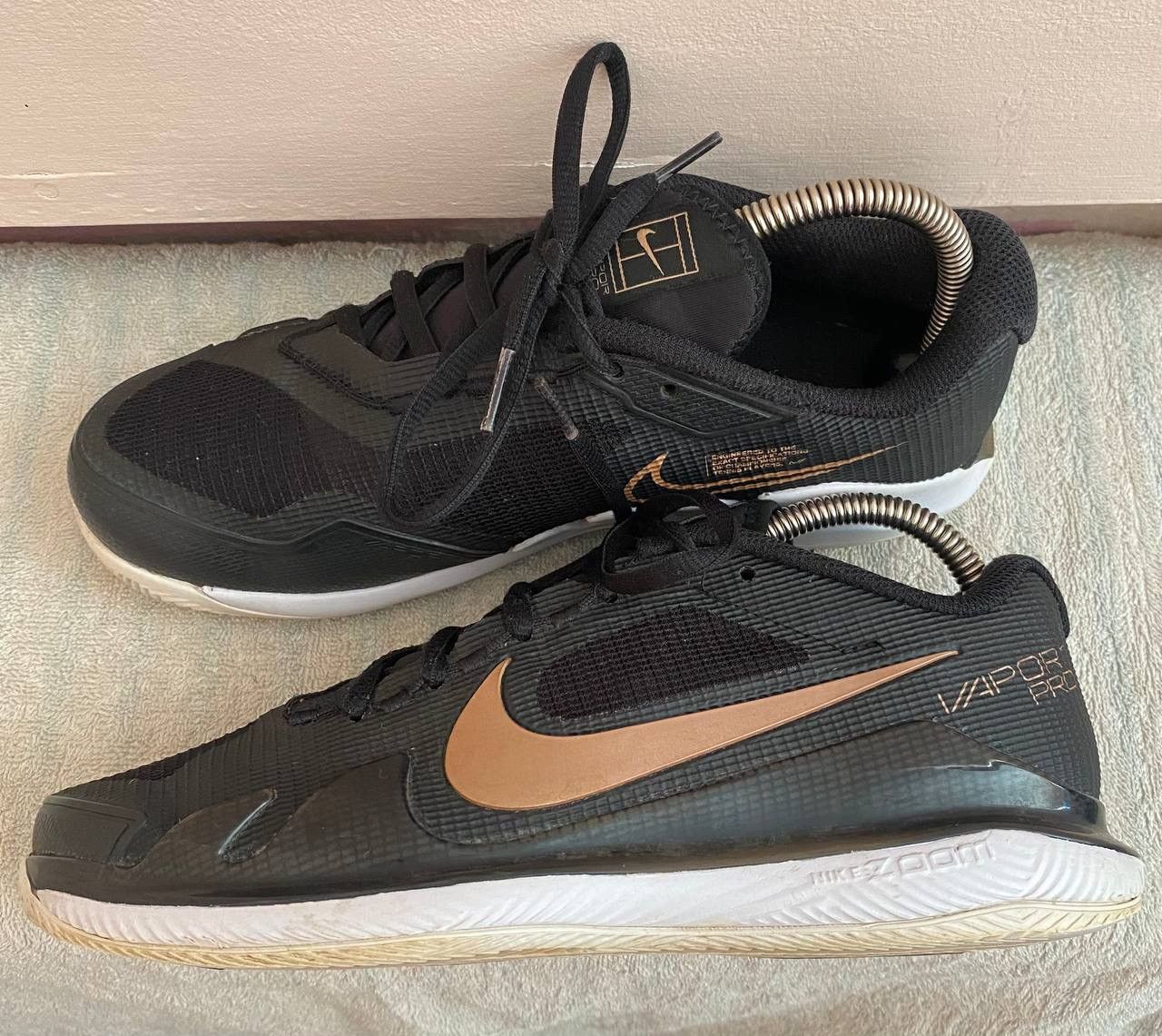 Nike × Vintage 🔥 Nike Court Air Zoom Vapor Pro Black Metallic Red Bronze W Size US 6 / EU 39 - 5 Thumbnail