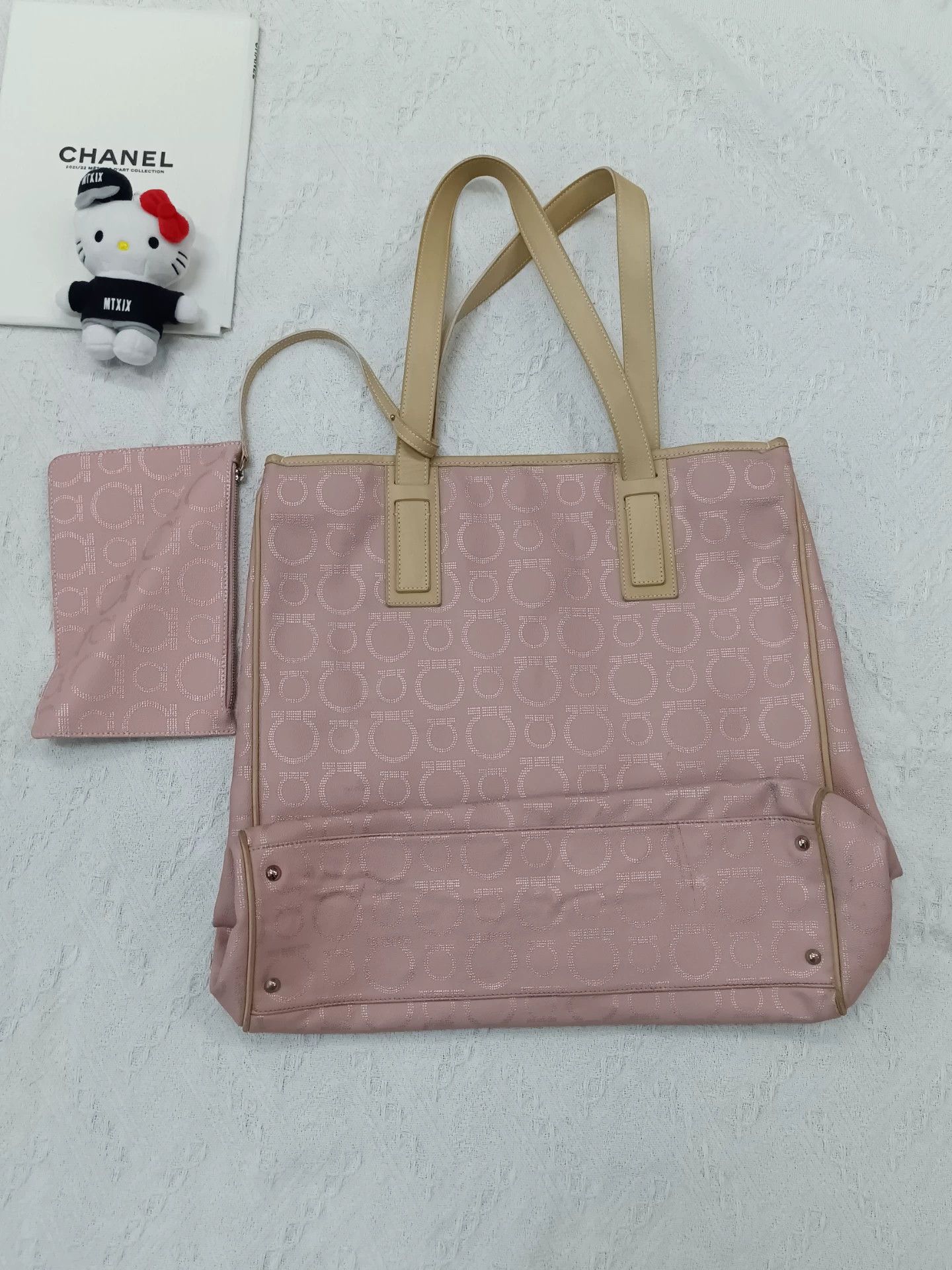 Salvatore Ferragamo Ferragamo Pink Tote 36x14x36-57 Size ONE SIZE - 2 Thumbnail
