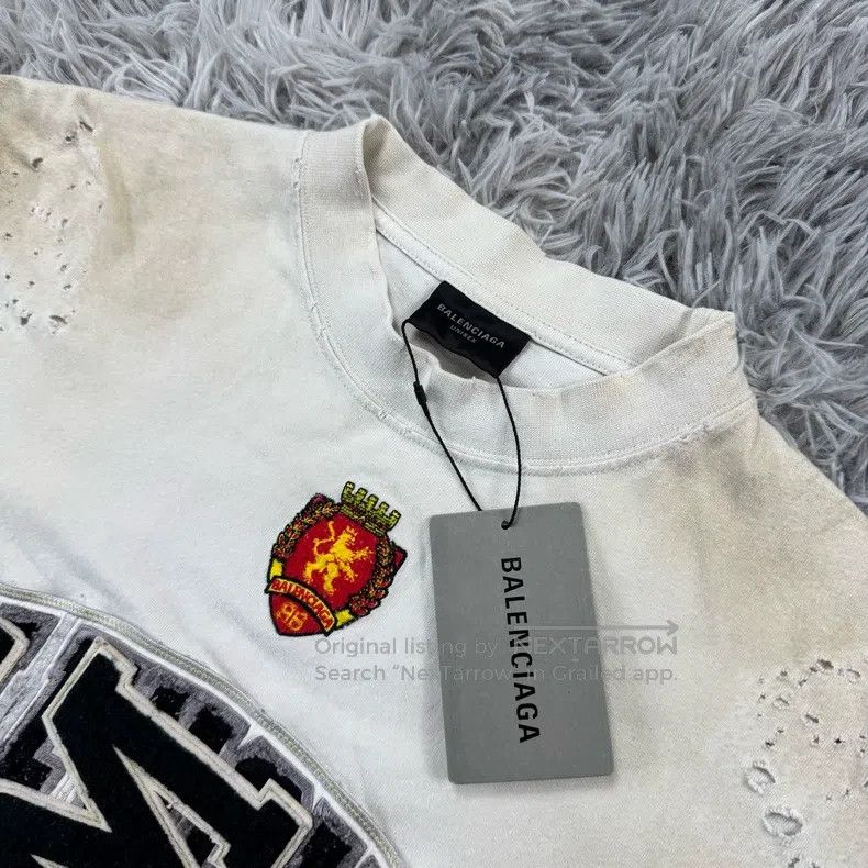 Balenciaga Balenciaga Manchester United Short Sleeve T-Shirt Size US M / EU 48-50 / 2 - 4 Thumbnail